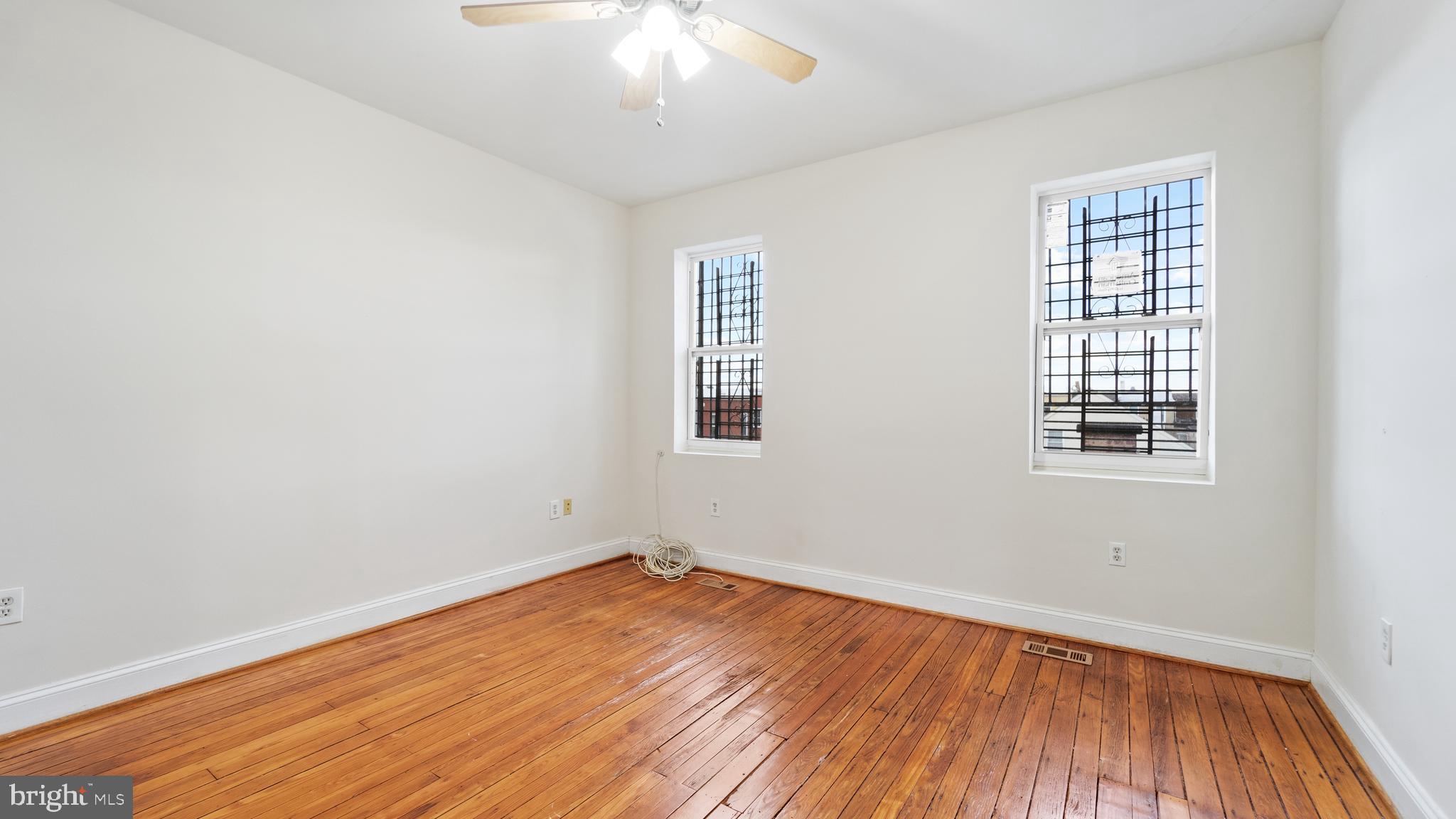 BARCLAY - Residential