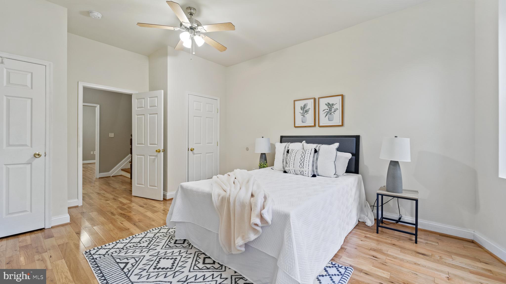 BARCLAY - Residential