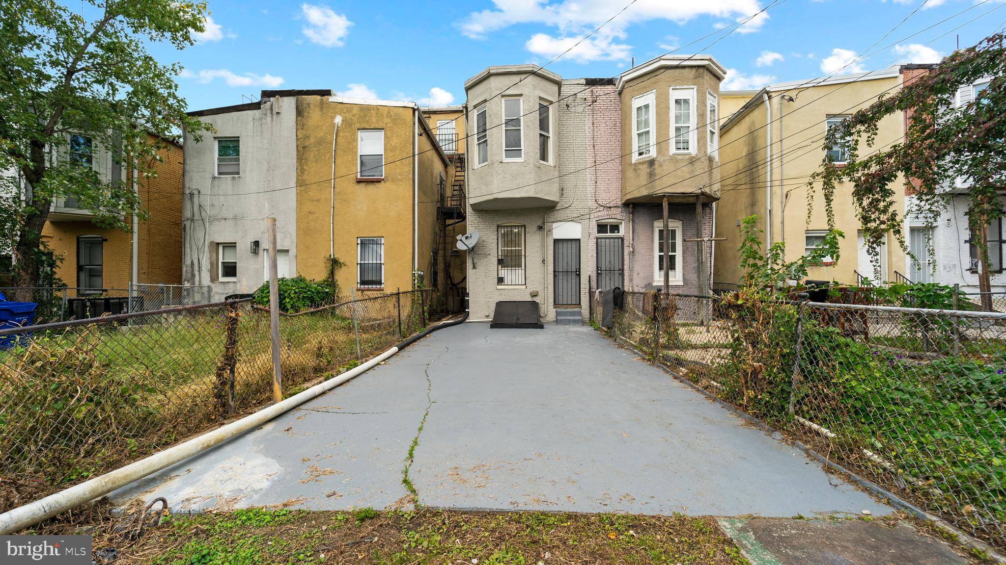 BARCLAY - Residential