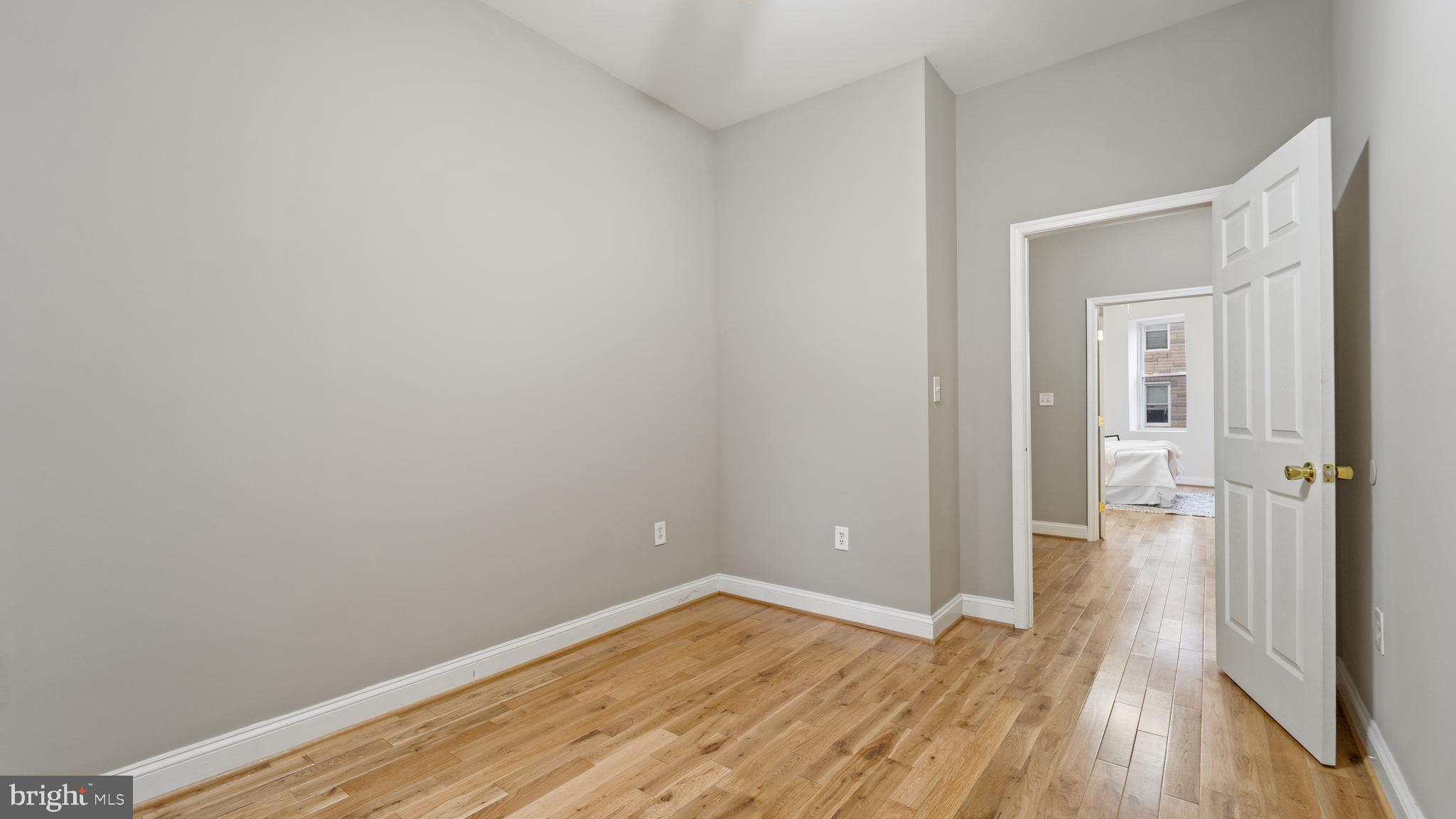 BARCLAY - Residential