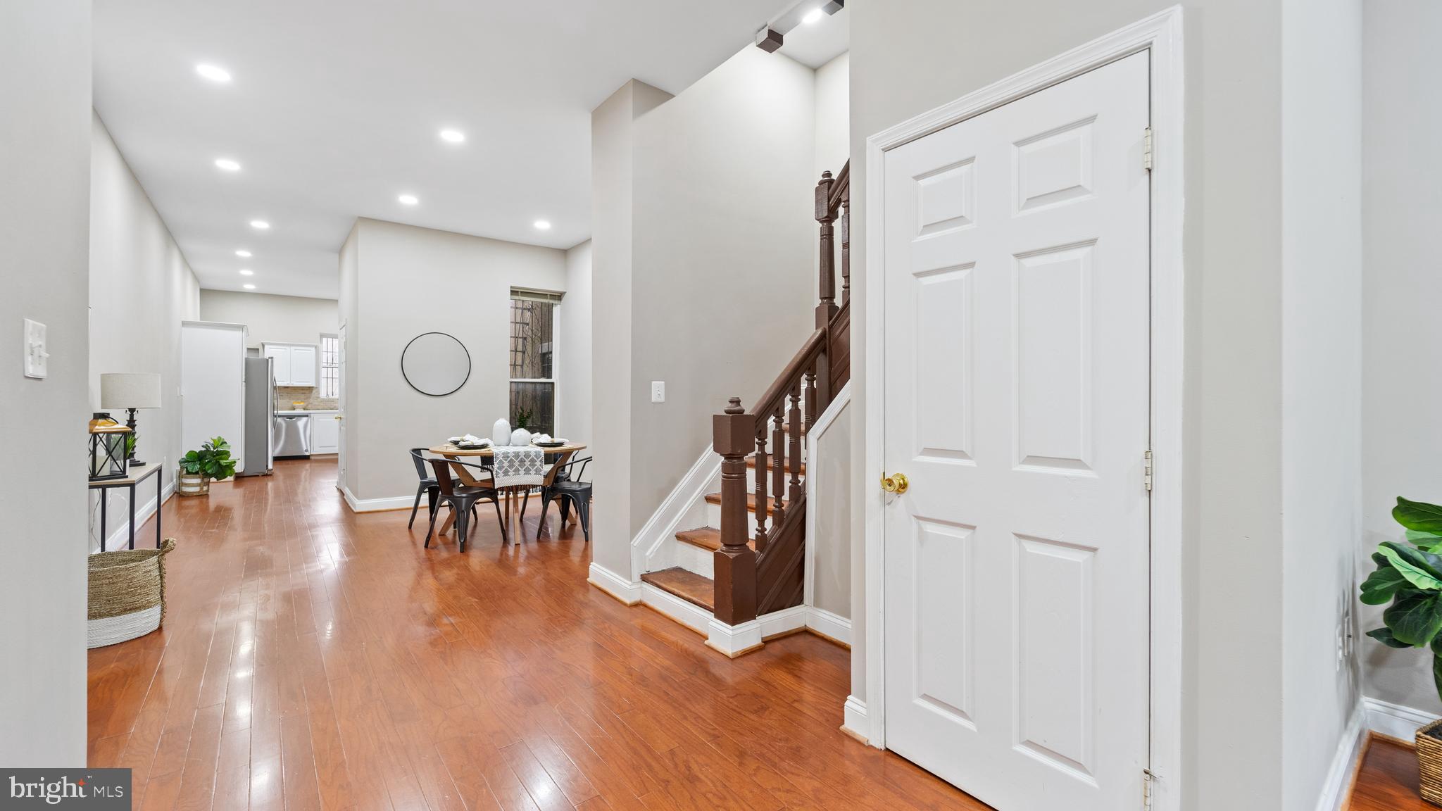 BARCLAY - Residential