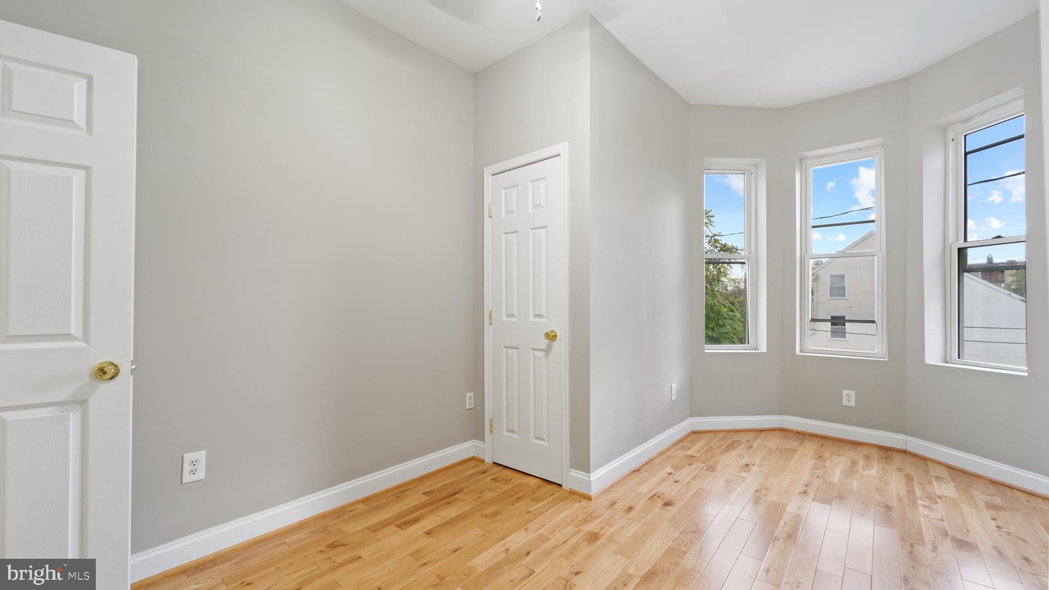 BARCLAY - Residential