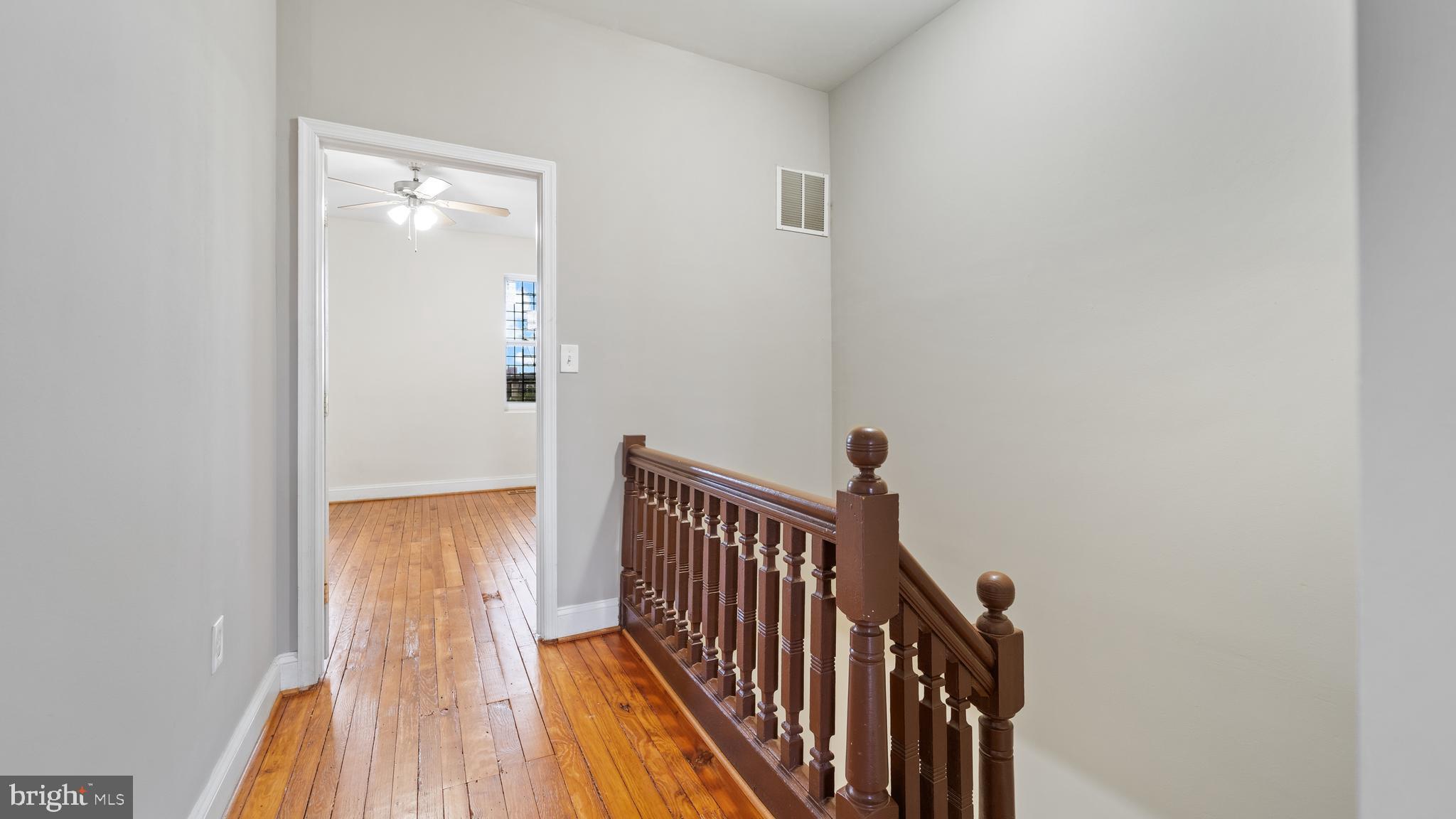 BARCLAY - Residential