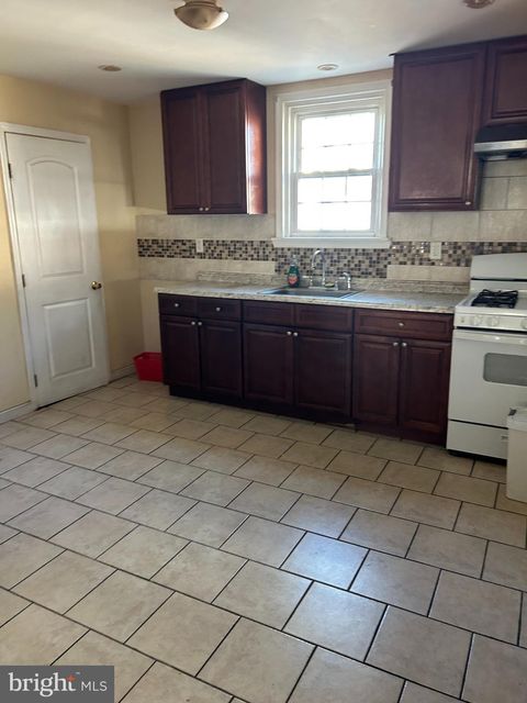 116 RICHFIELD ROAD UPPER DARBY PA 19082