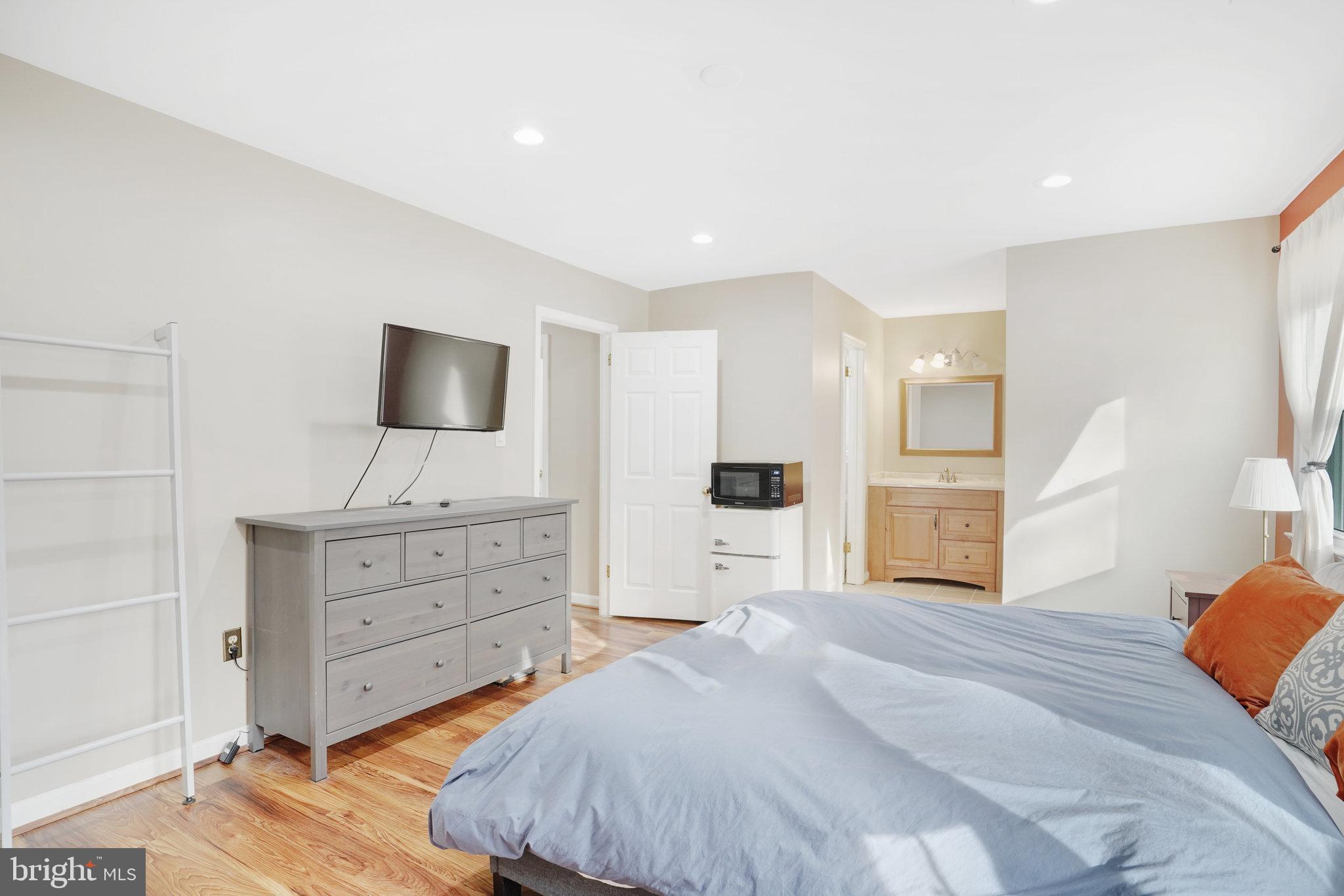 SARATOGA - Residential