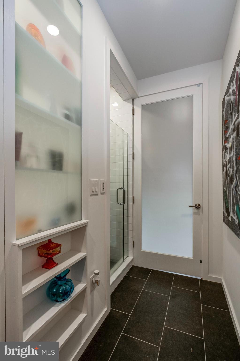 NORRIS SQUARE - Residential Lease