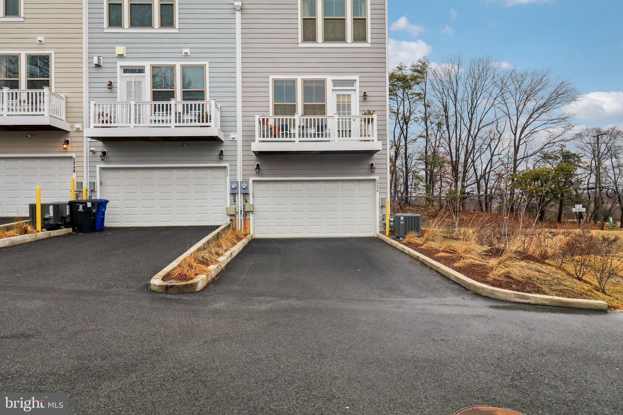 TOWNES AT SOUTH GLEBE - Residential