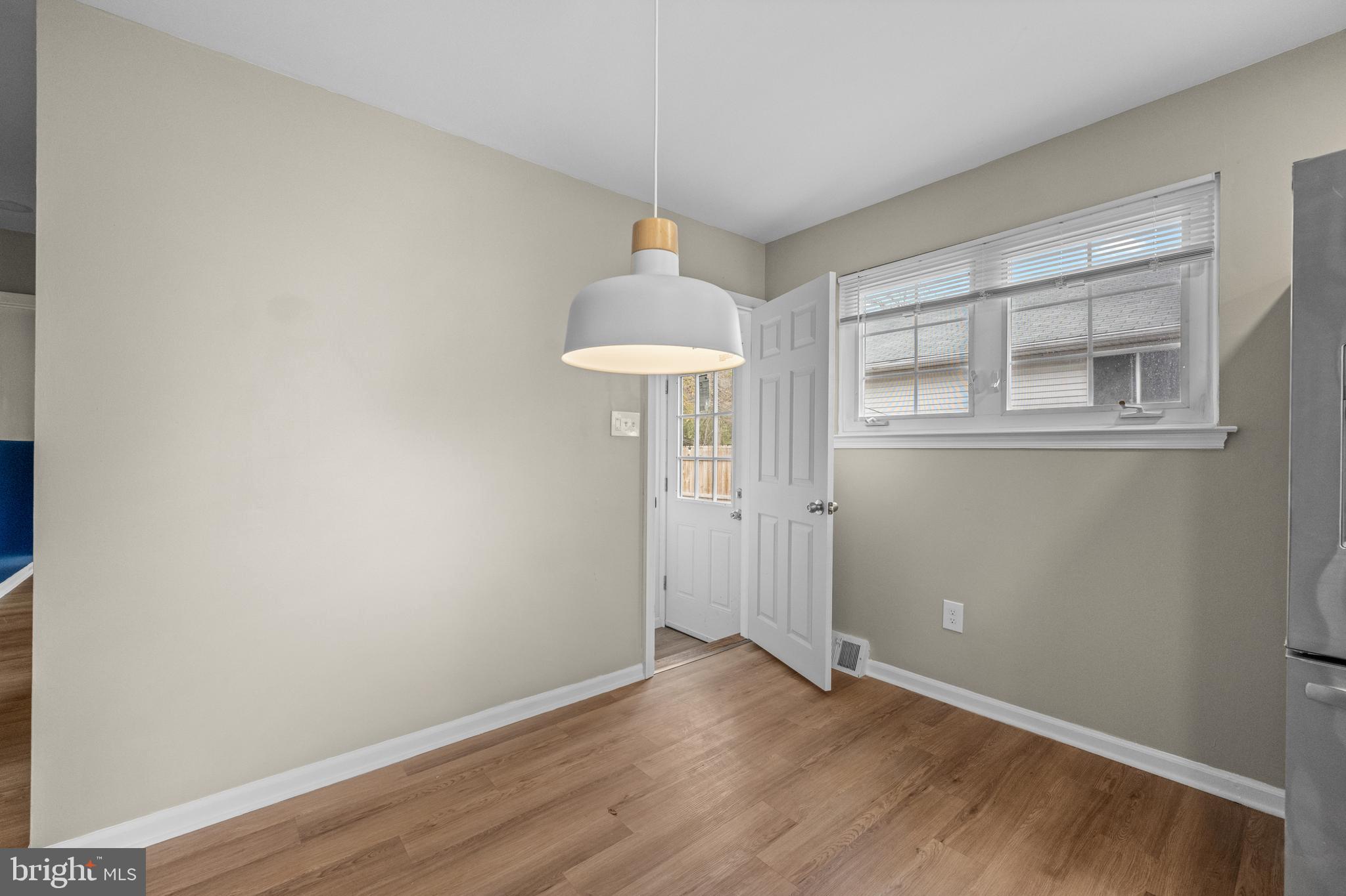 205 W RODGERS STREET