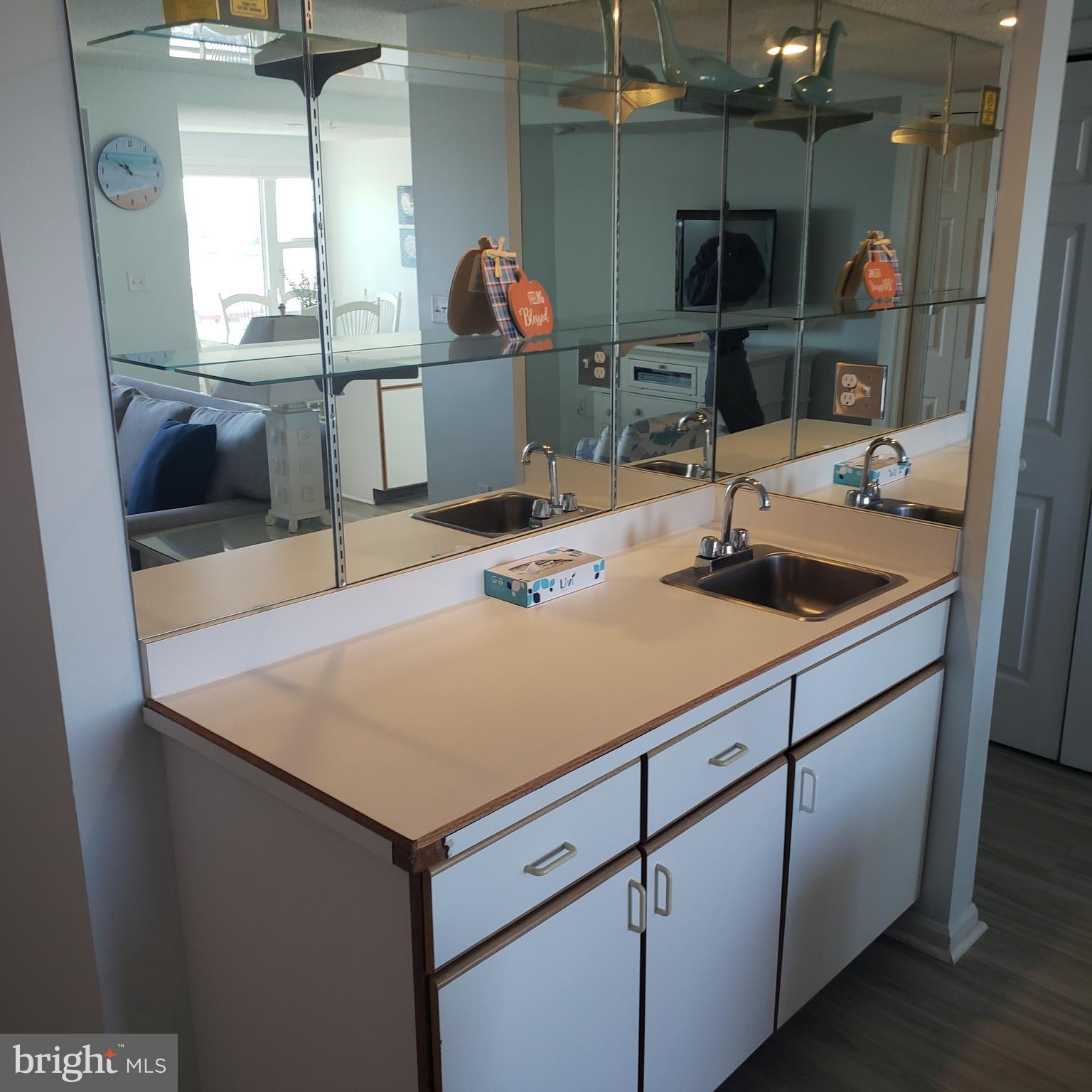 12108 COASTAL HIGHWAY 401B