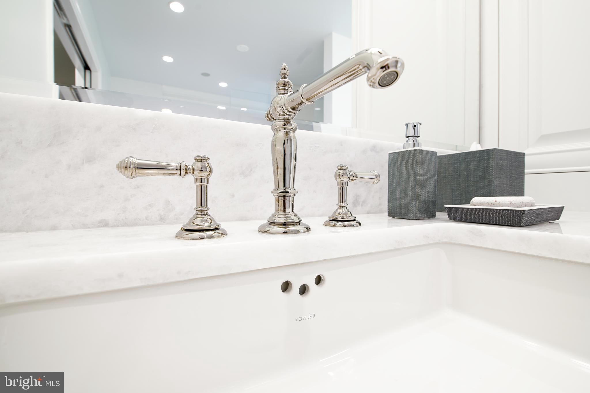 LAKEVALE ESTATES - Residential