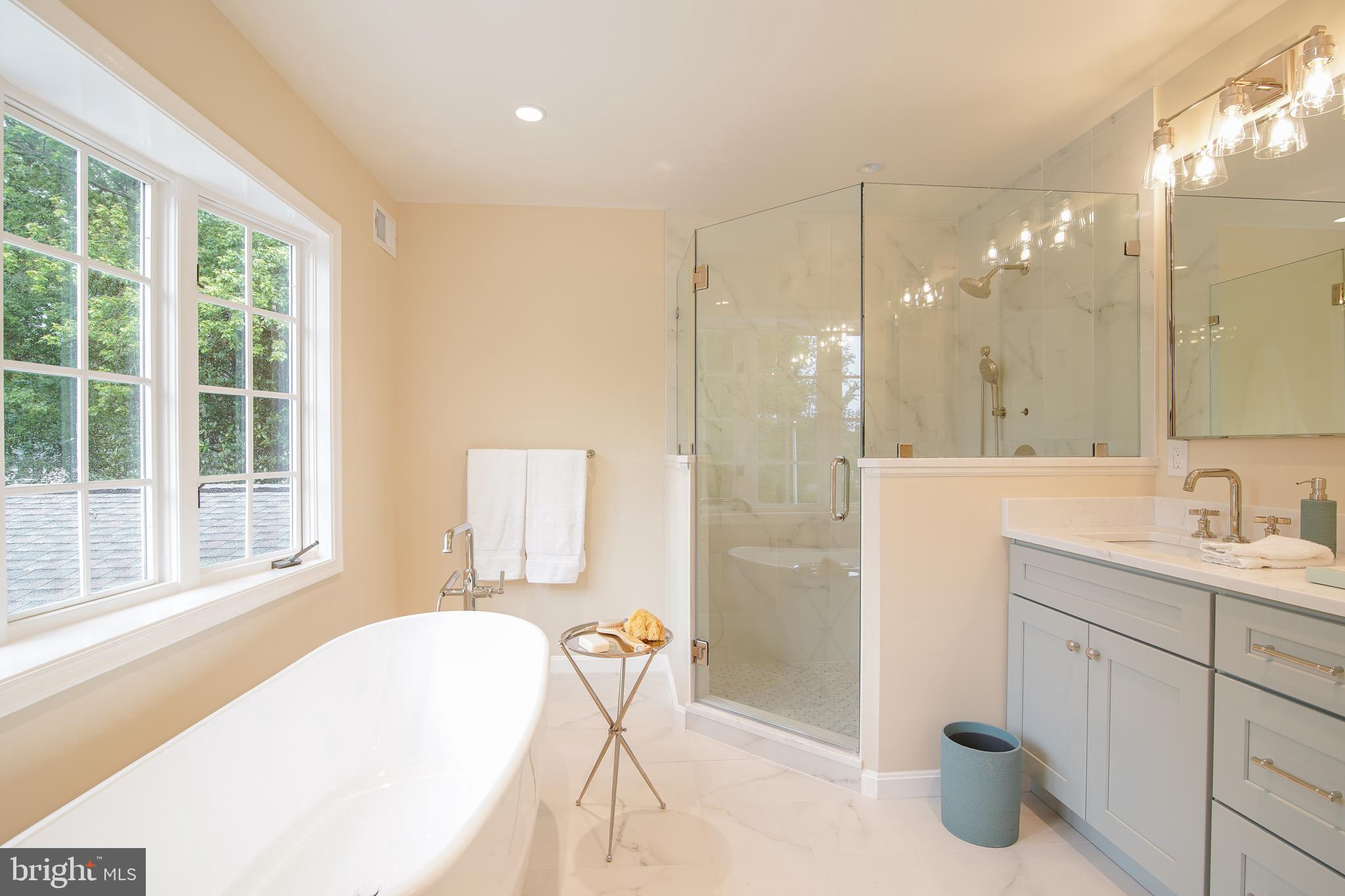 LAKEVALE ESTATES - Residential