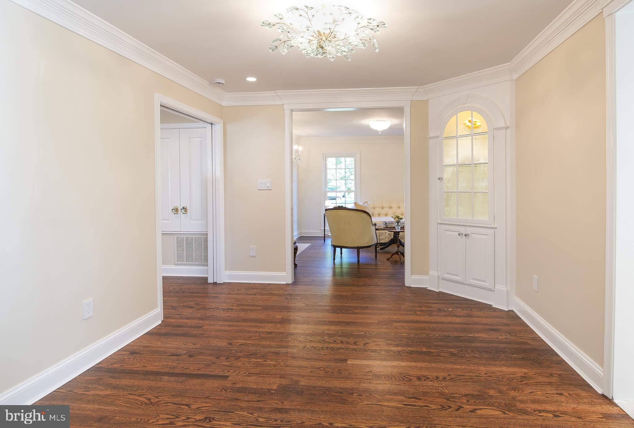 LAKEVALE ESTATES - Residential