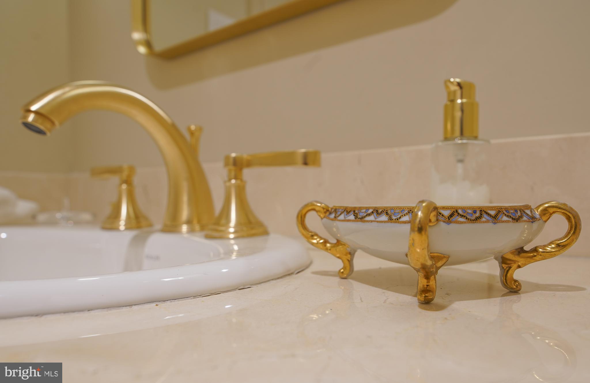 LAKEVALE ESTATES - Residential