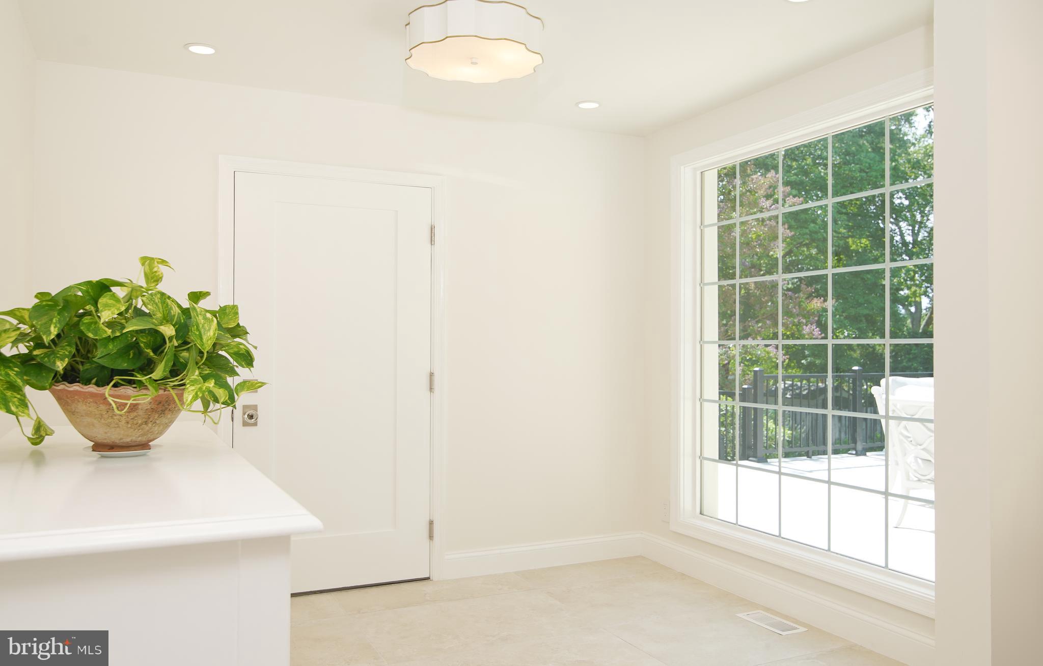 LAKEVALE ESTATES - Residential