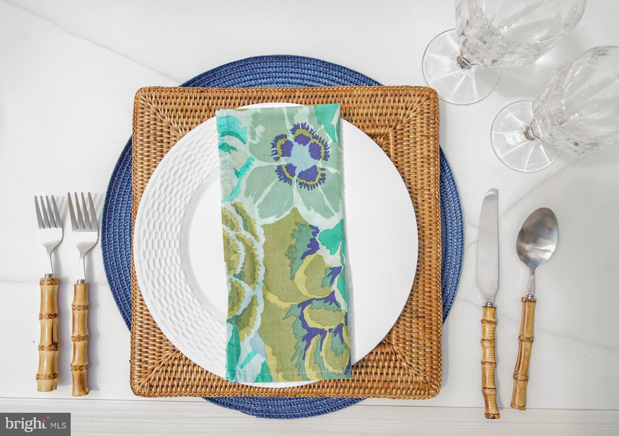 LAKEVALE ESTATES - Residential