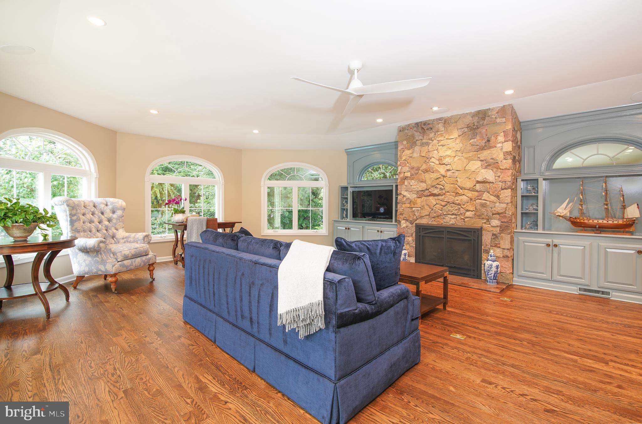 LAKEVALE ESTATES - Residential