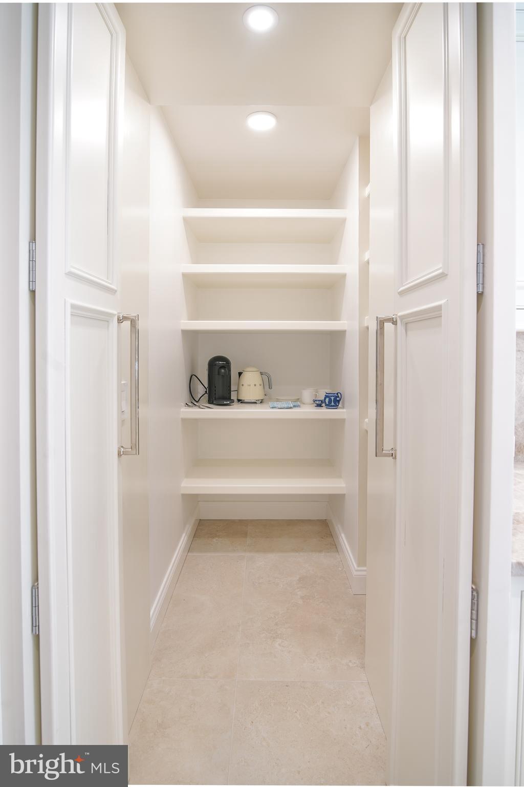 LAKEVALE ESTATES - Residential