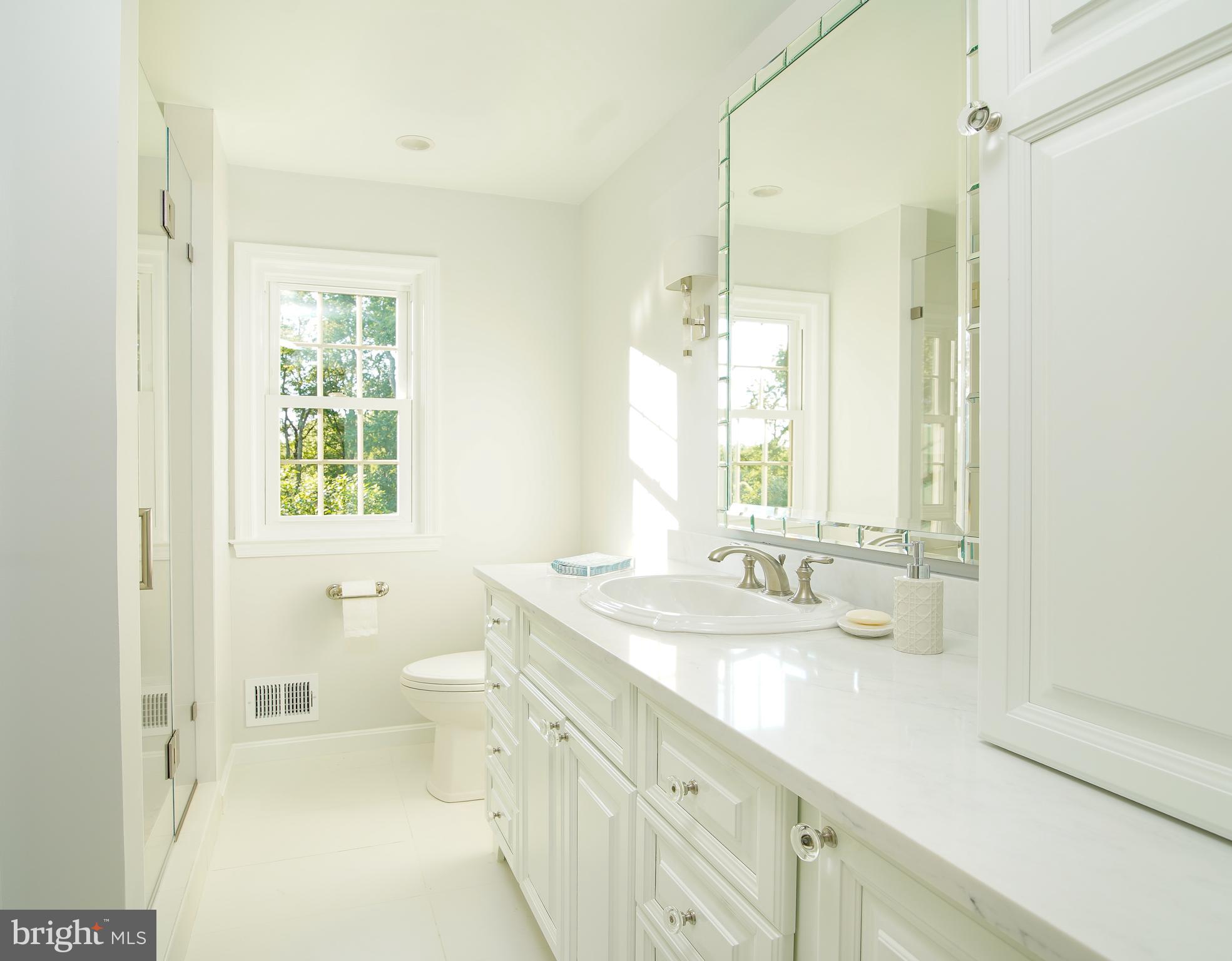 LAKEVALE ESTATES - Residential