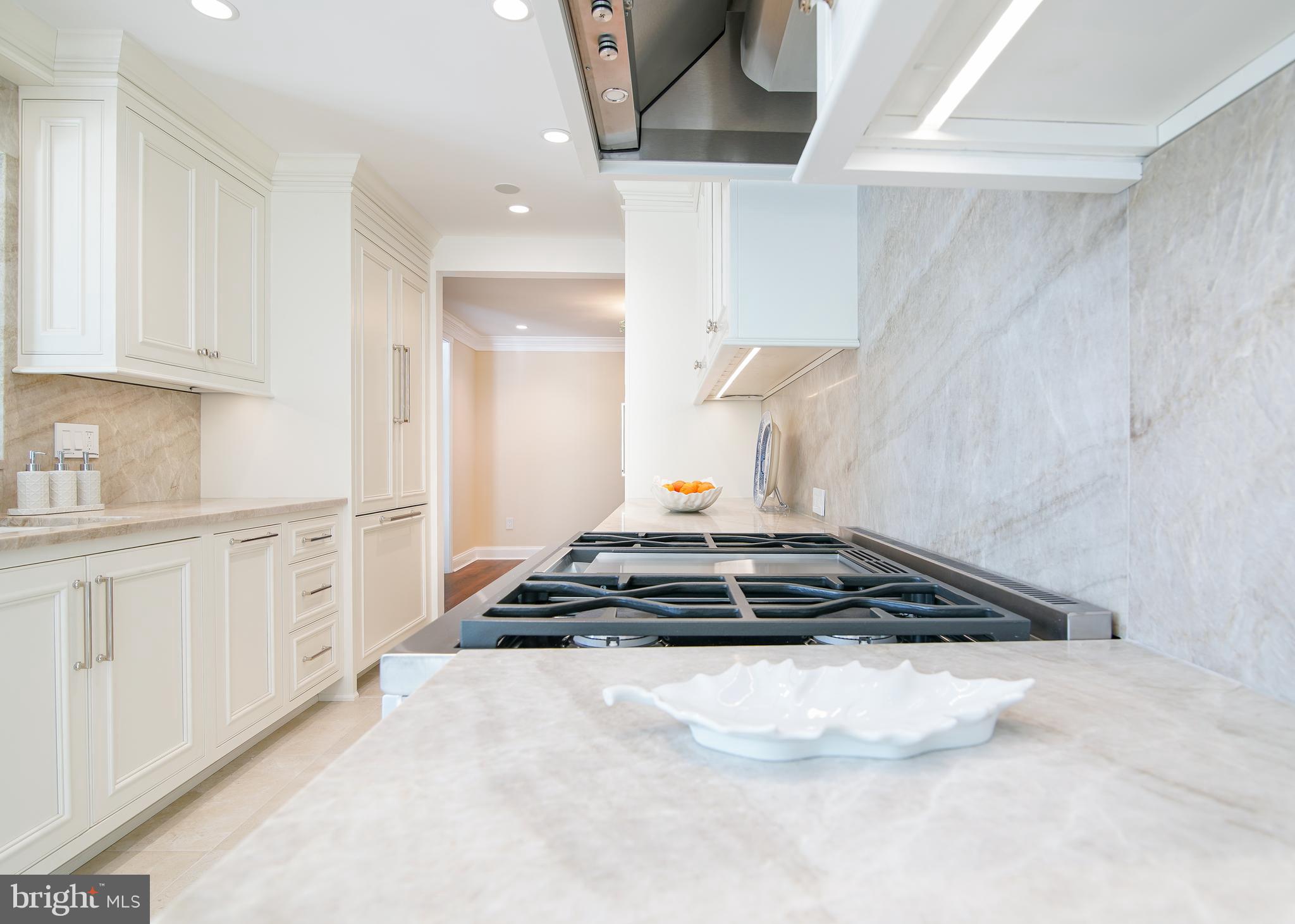 LAKEVALE ESTATES - Residential