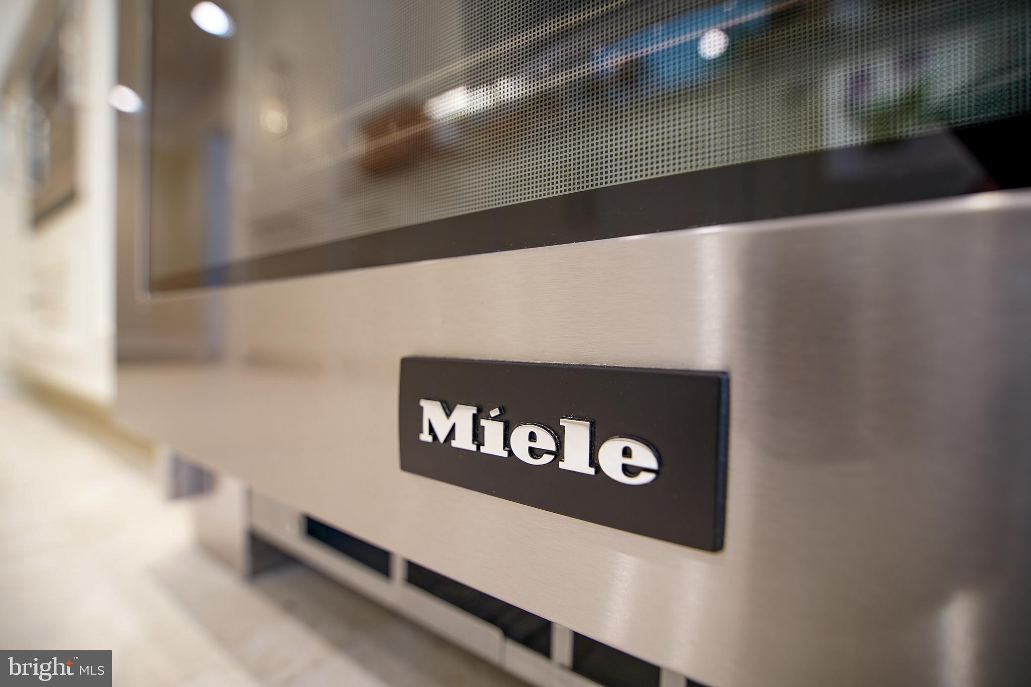 LAKEVALE ESTATES - Residential