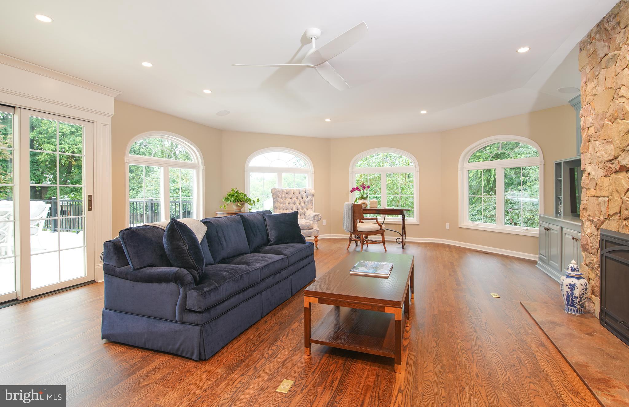 LAKEVALE ESTATES - Residential