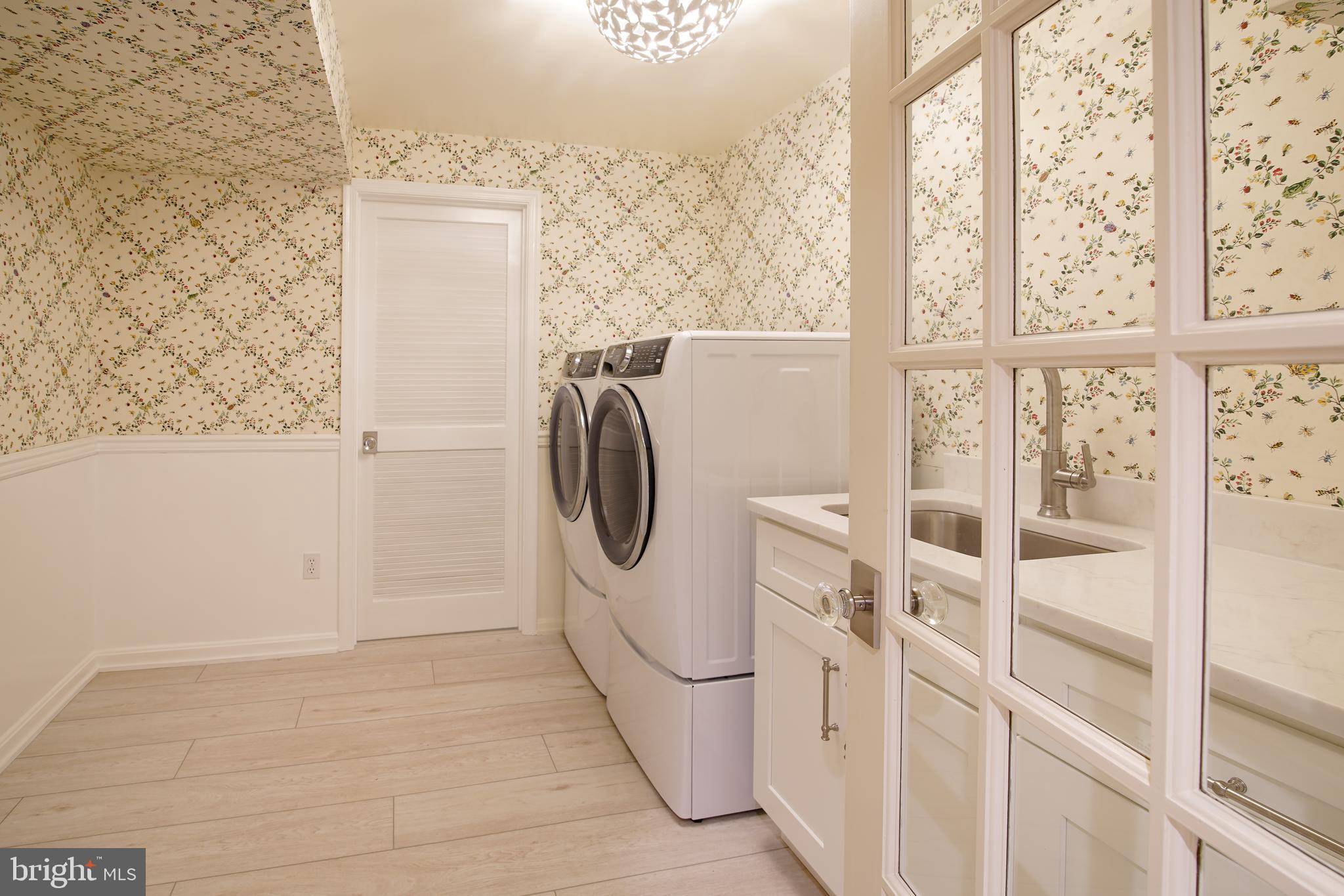 LAKEVALE ESTATES - Residential