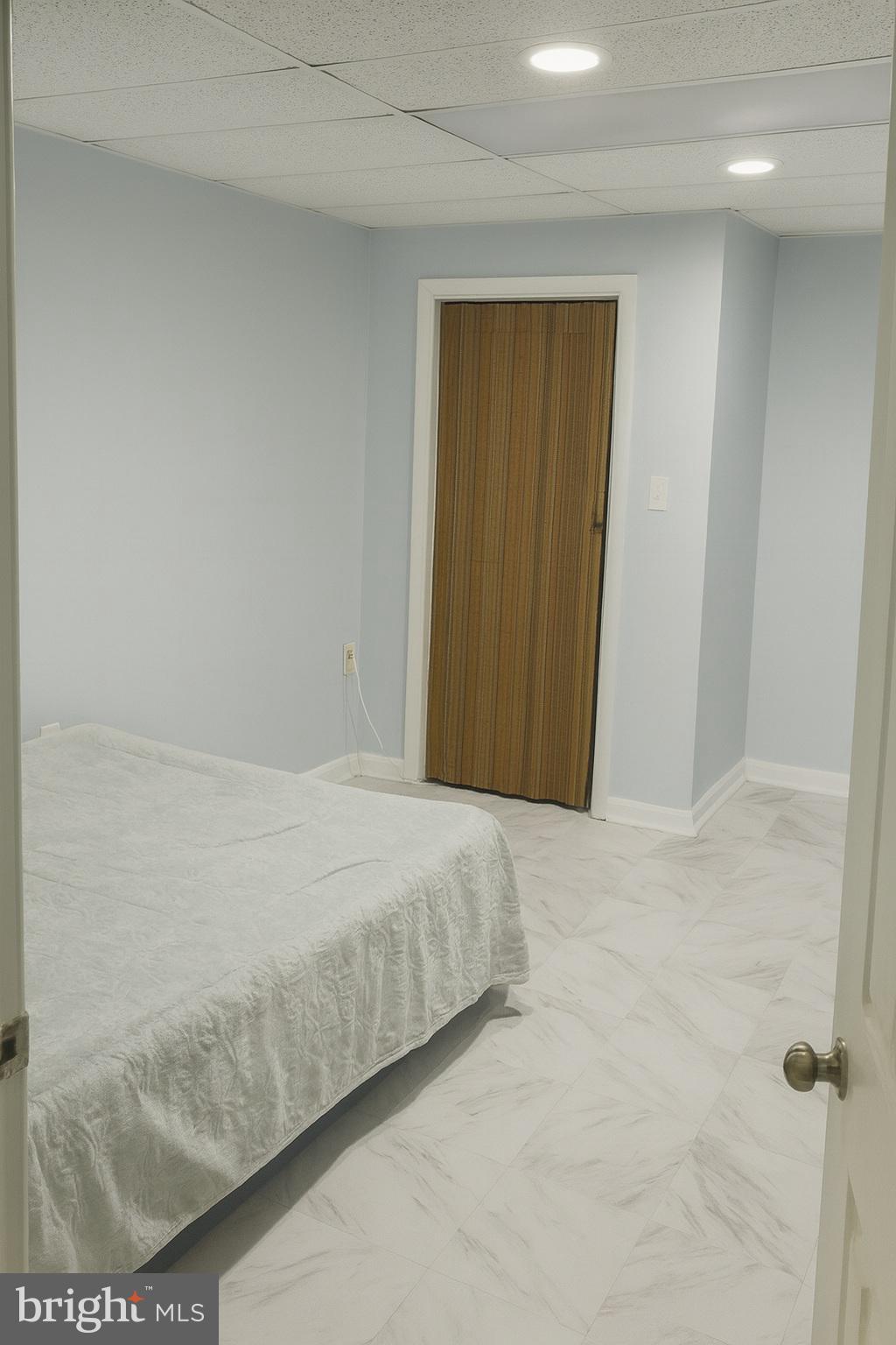 HUNTERS MILL ESTATES - Residential