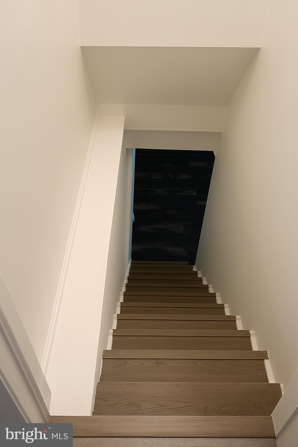 HUNTERS MILL ESTATES - Residential