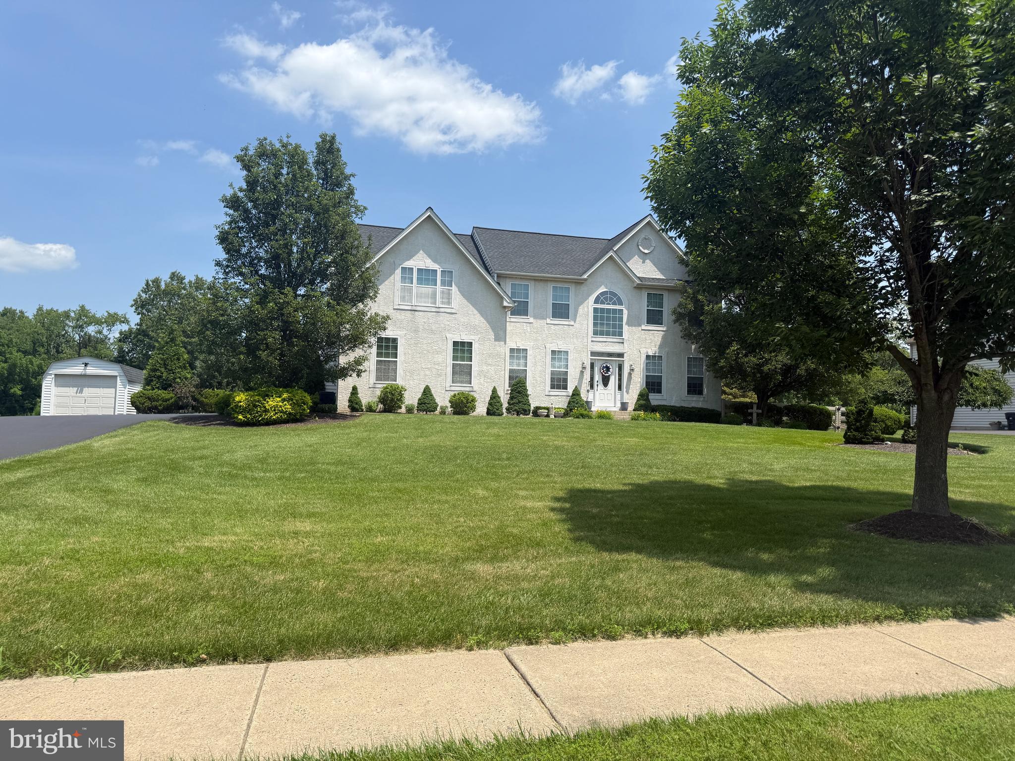 122 SUNNY BROOK ROAD