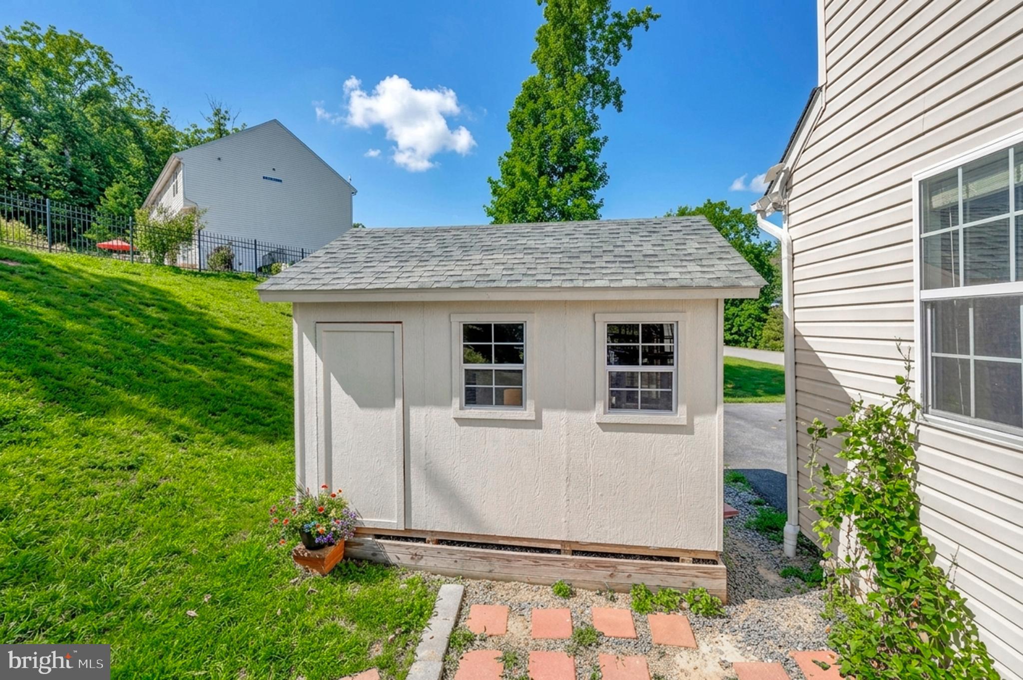 75 BROOKE CREST LANE