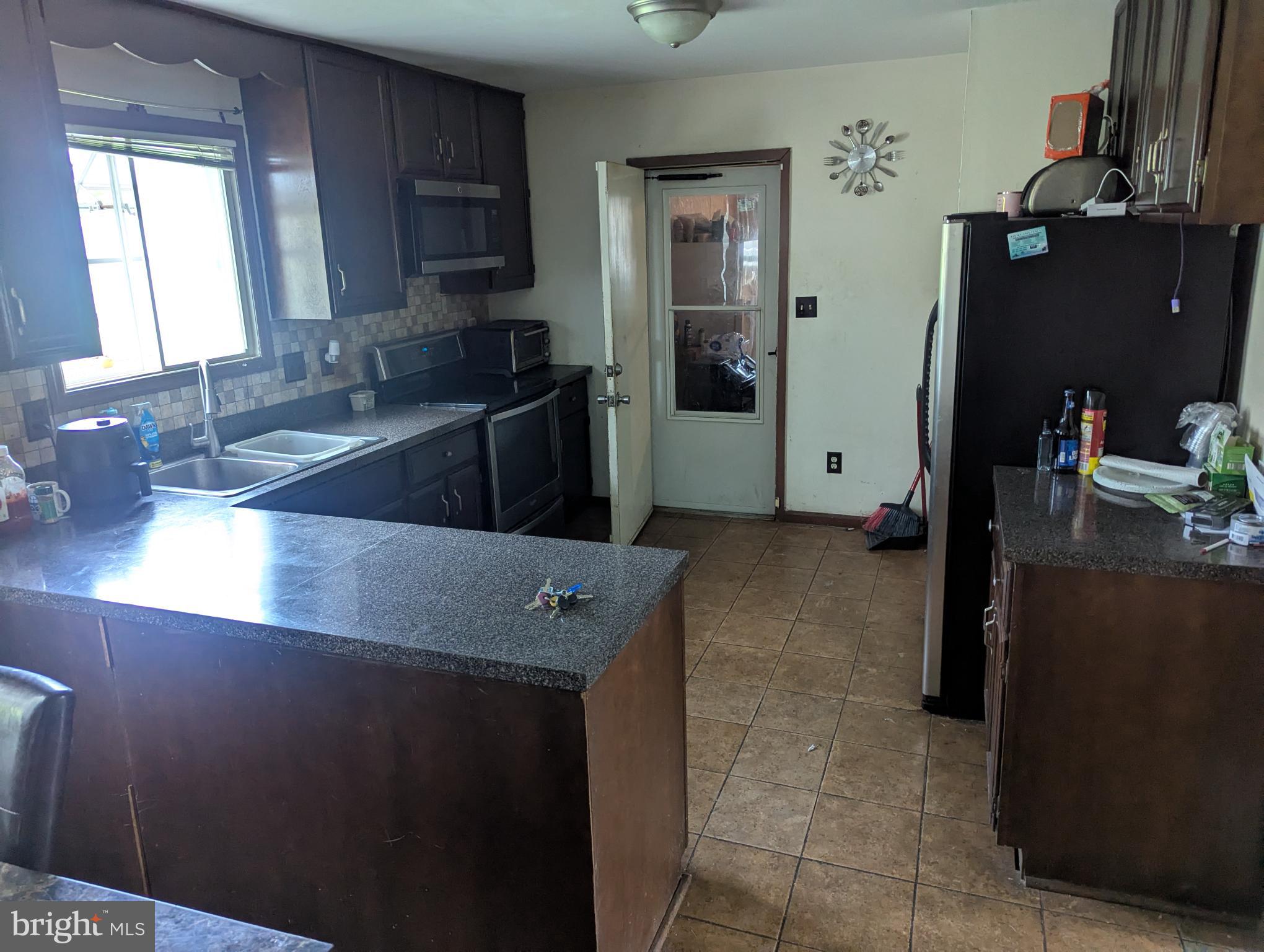 HIGHLAND MEADOWS - Residential