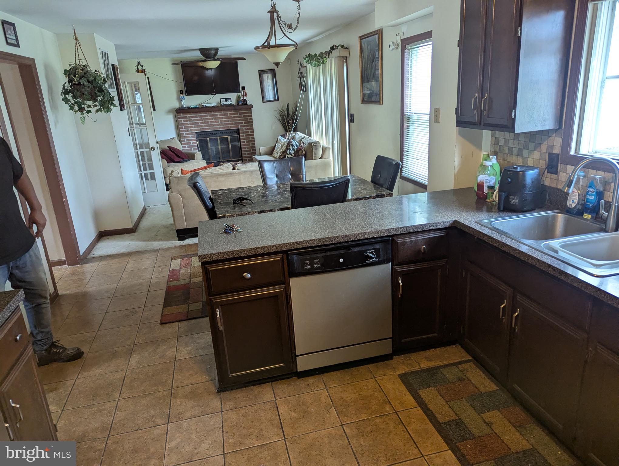 HIGHLAND MEADOWS - Residential