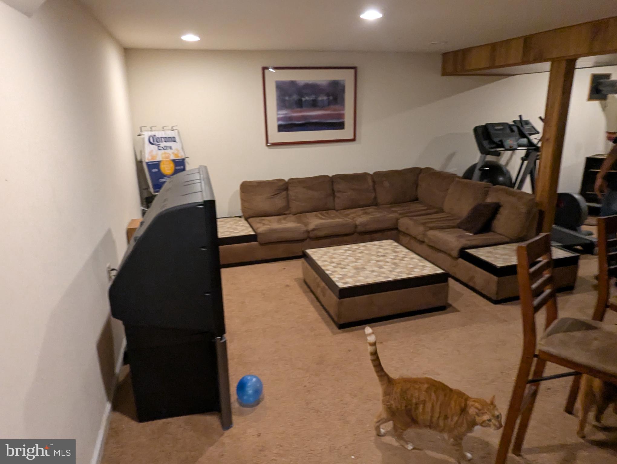 HIGHLAND MEADOWS - Residential