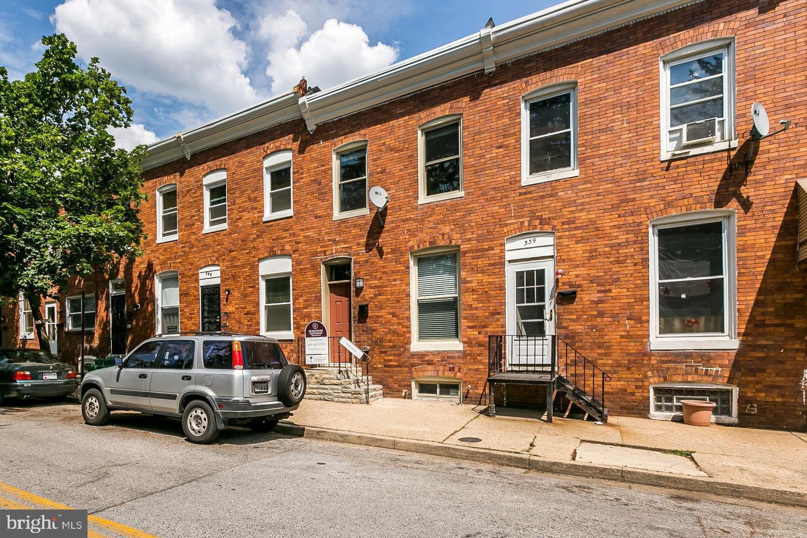 CARROLL-SOUTH HILTON - Residential Lease