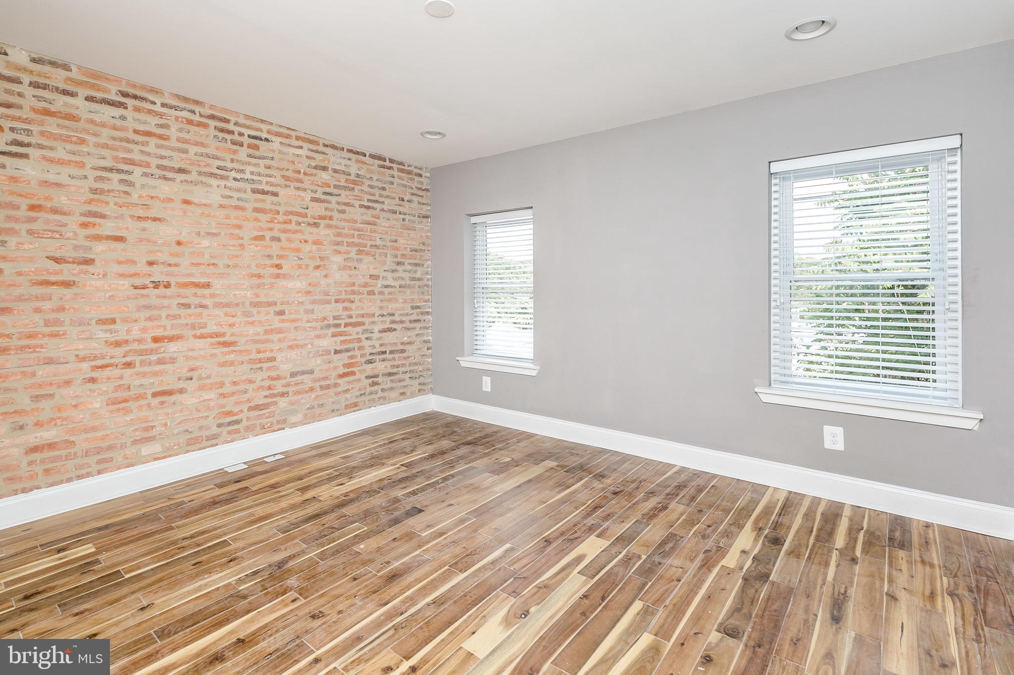 CARROLL-SOUTH HILTON - Residential Lease