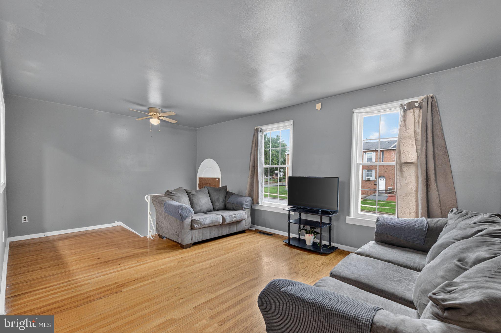 2708 S 76TH STREET