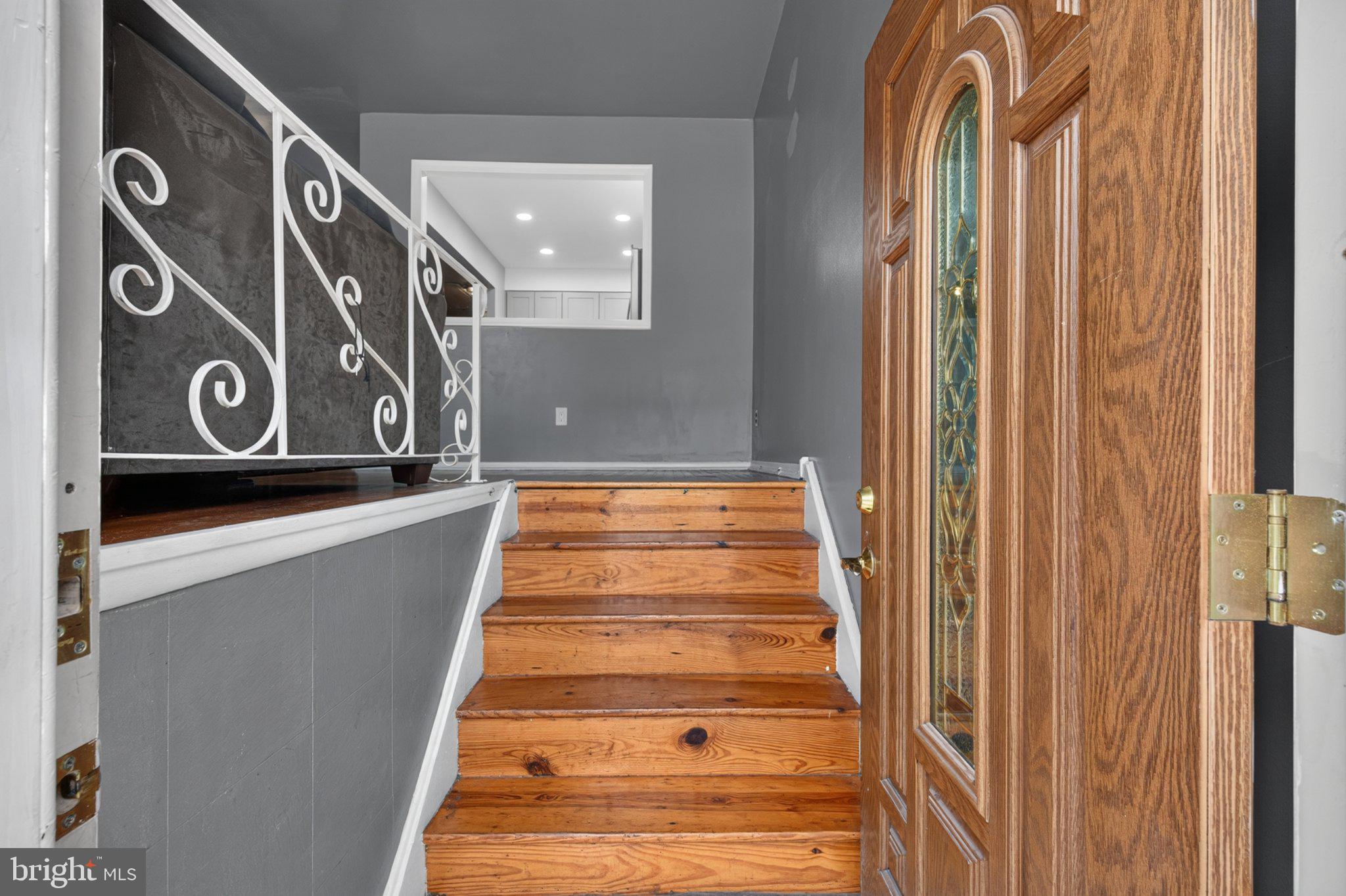 2708 S 76TH STREET