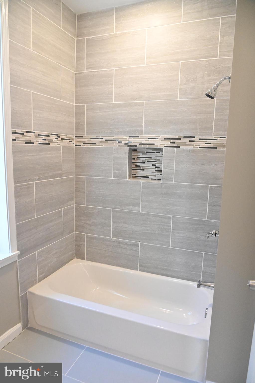 BARCLAY - GREENMOUNT - Residential
