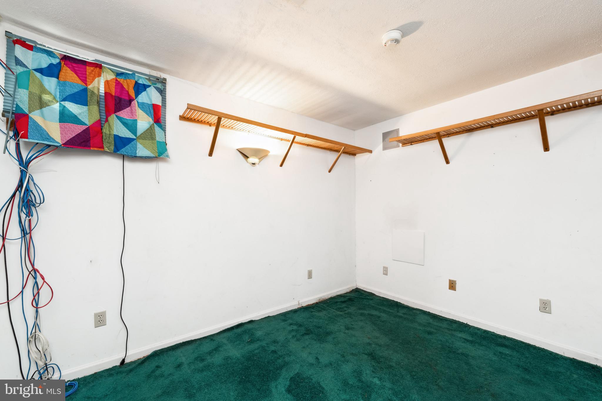 EAST RIVERDALE - Residential