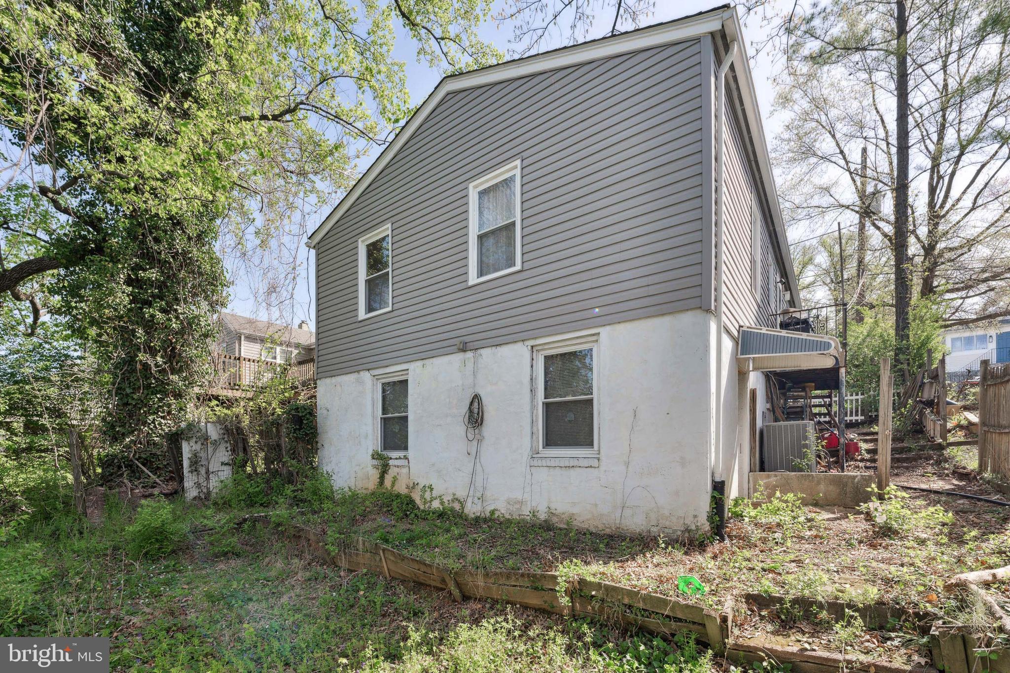 EAST RIVERDALE - Residential