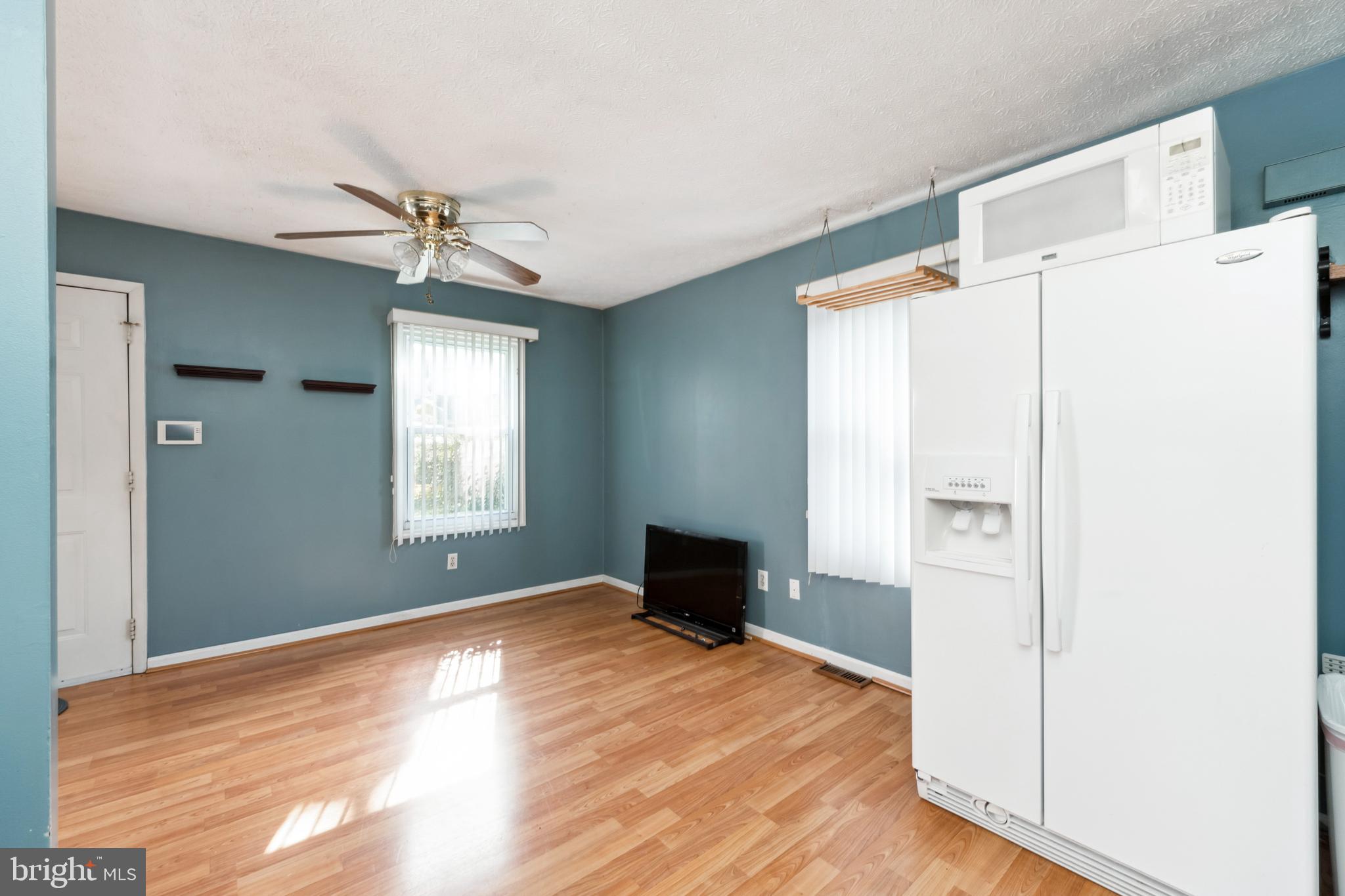 EAST RIVERDALE - Residential