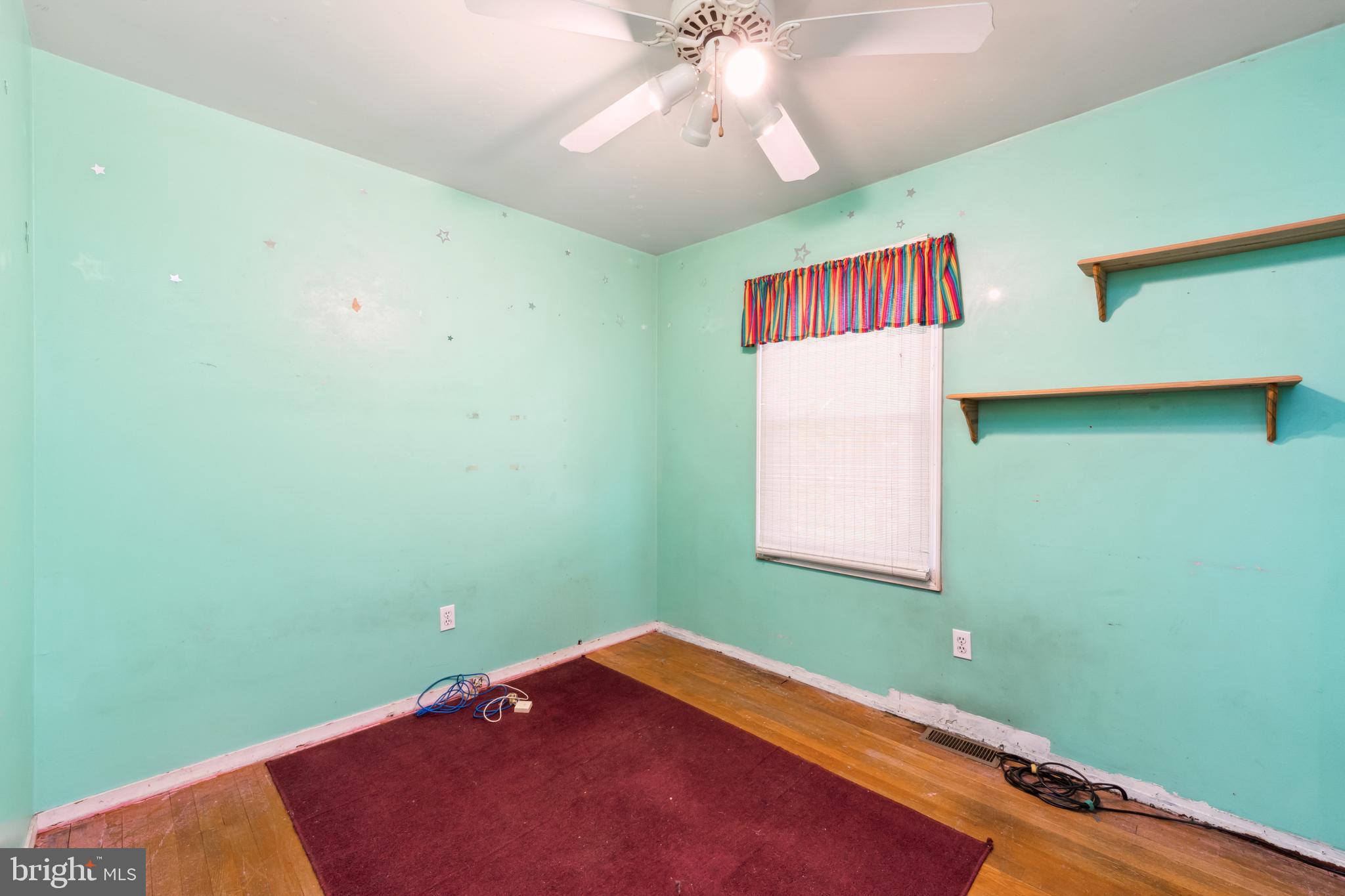 EAST RIVERDALE - Residential