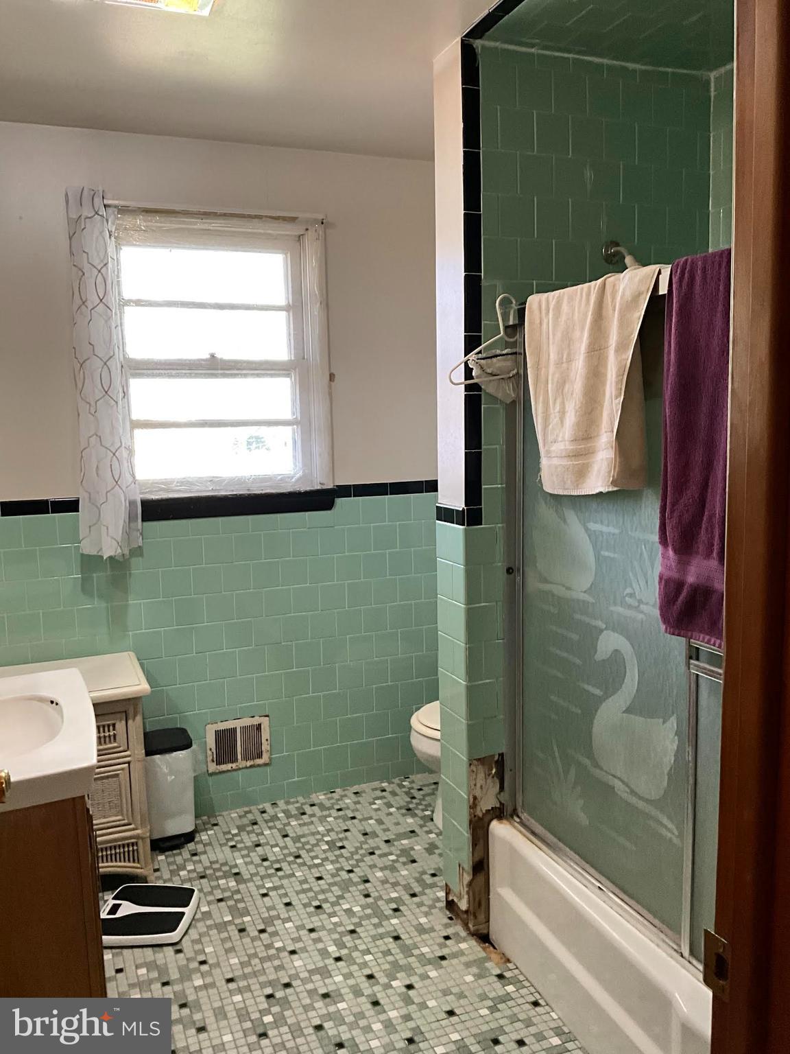 ELKWOOD - Residential