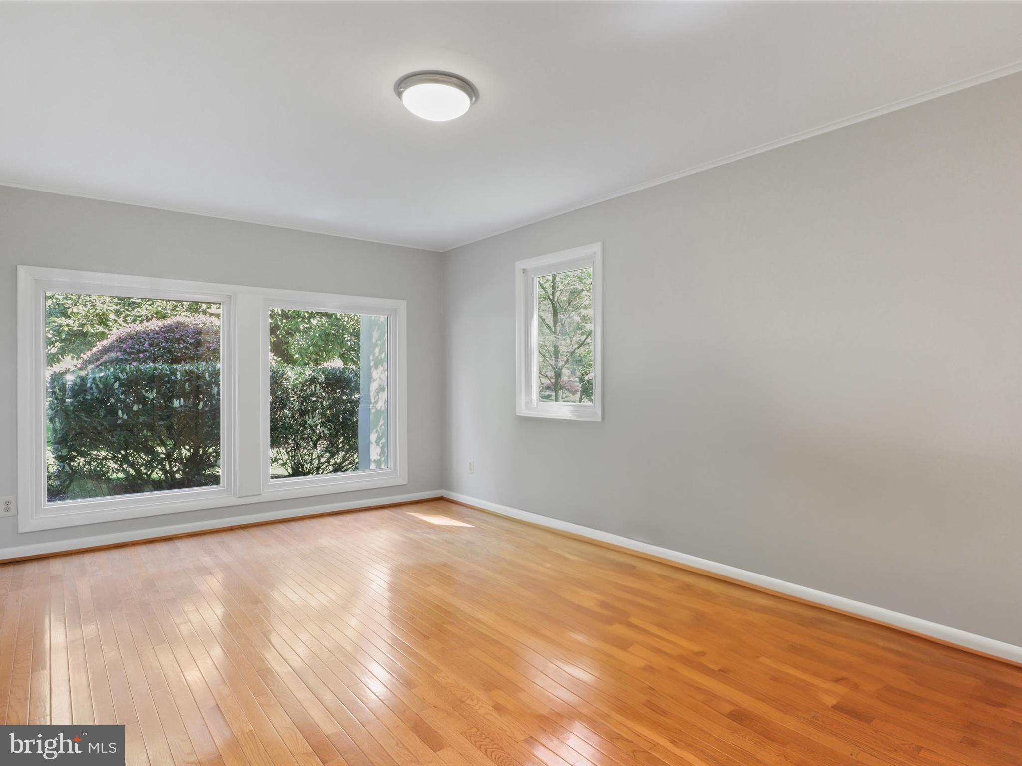 MANTUA HILLS - Residential