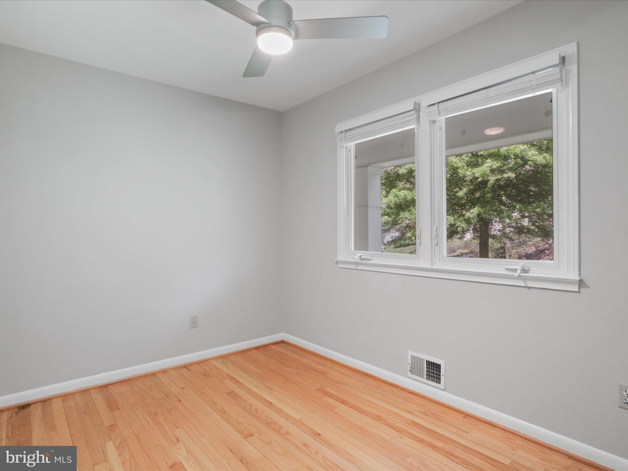 MANTUA HILLS - Residential