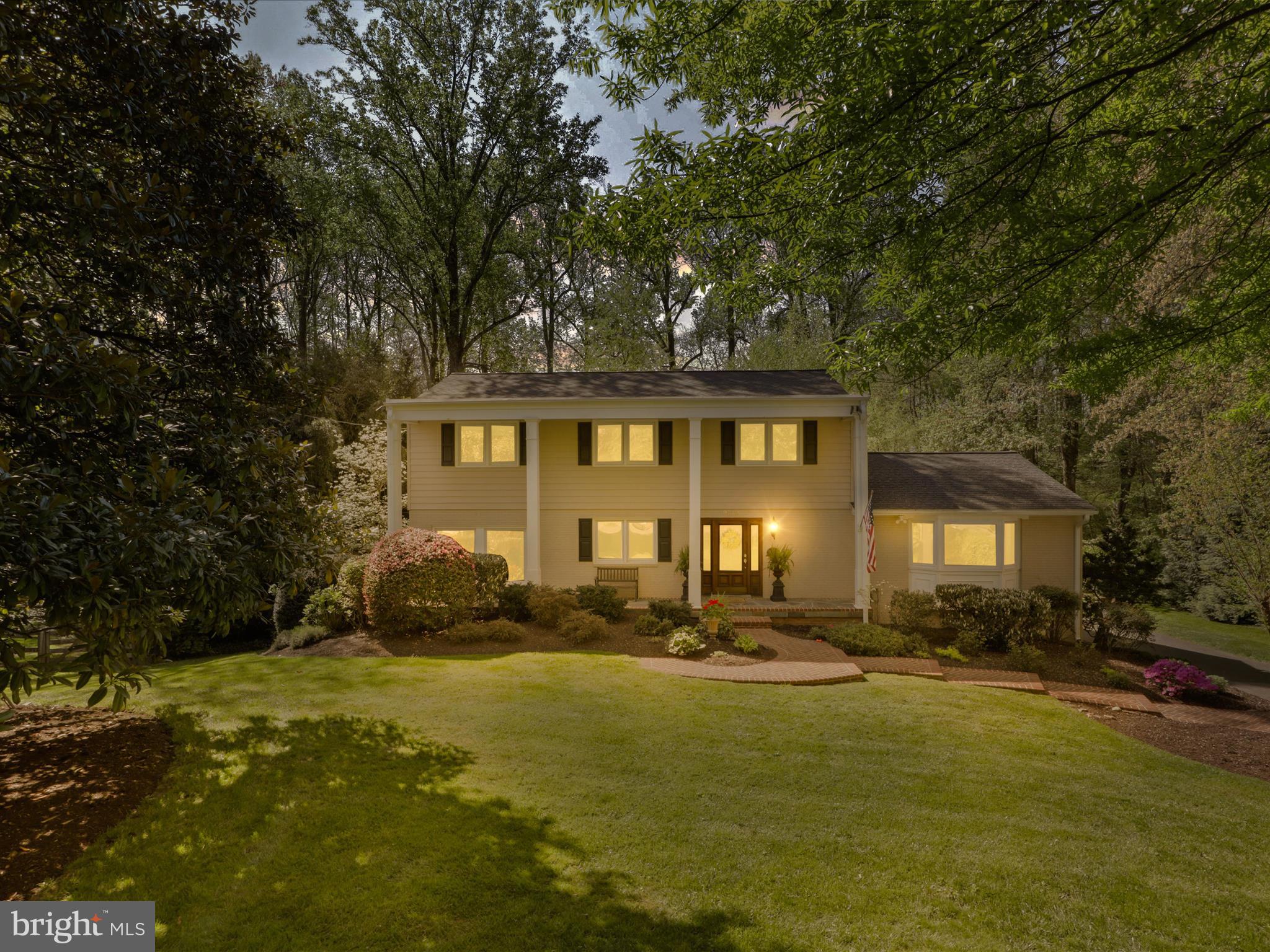 MANTUA HILLS - Residential