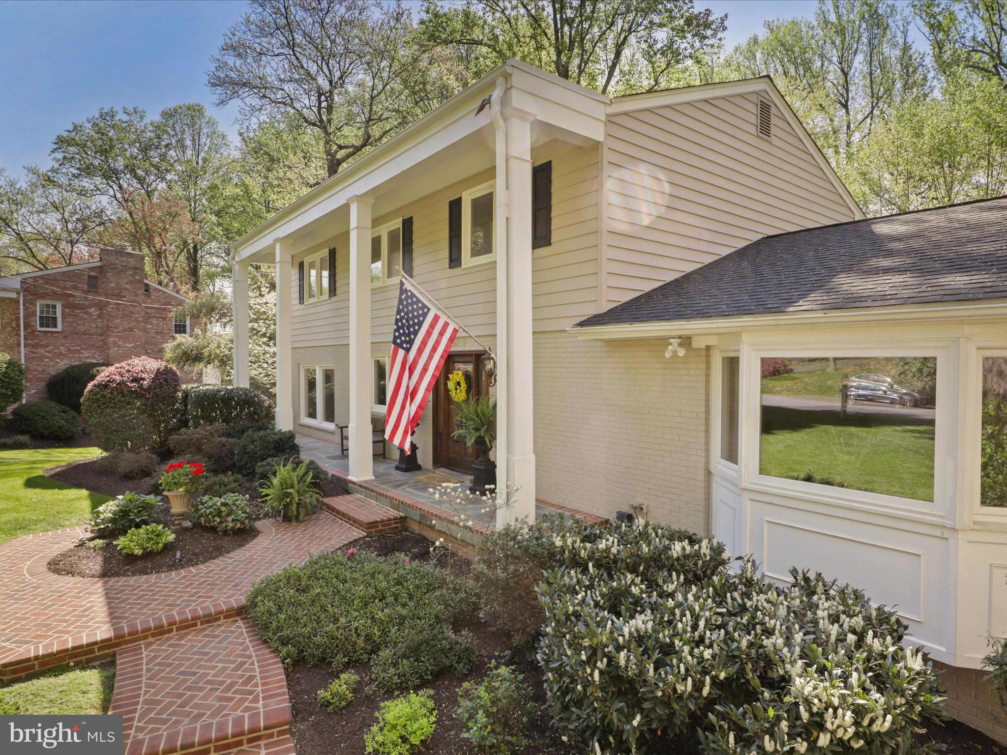 MANTUA HILLS - Residential