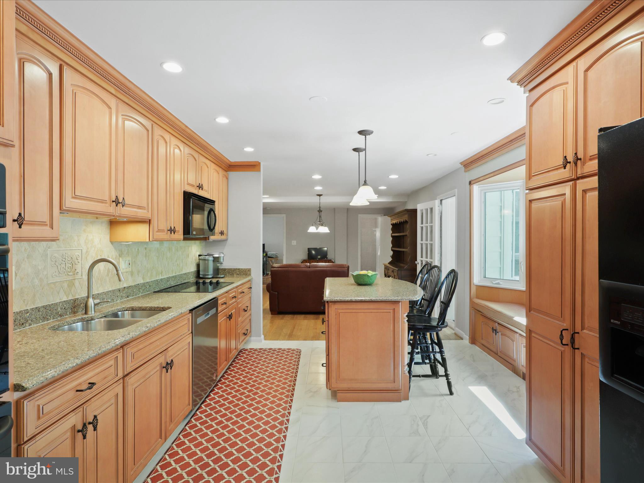 MANTUA HILLS - Residential