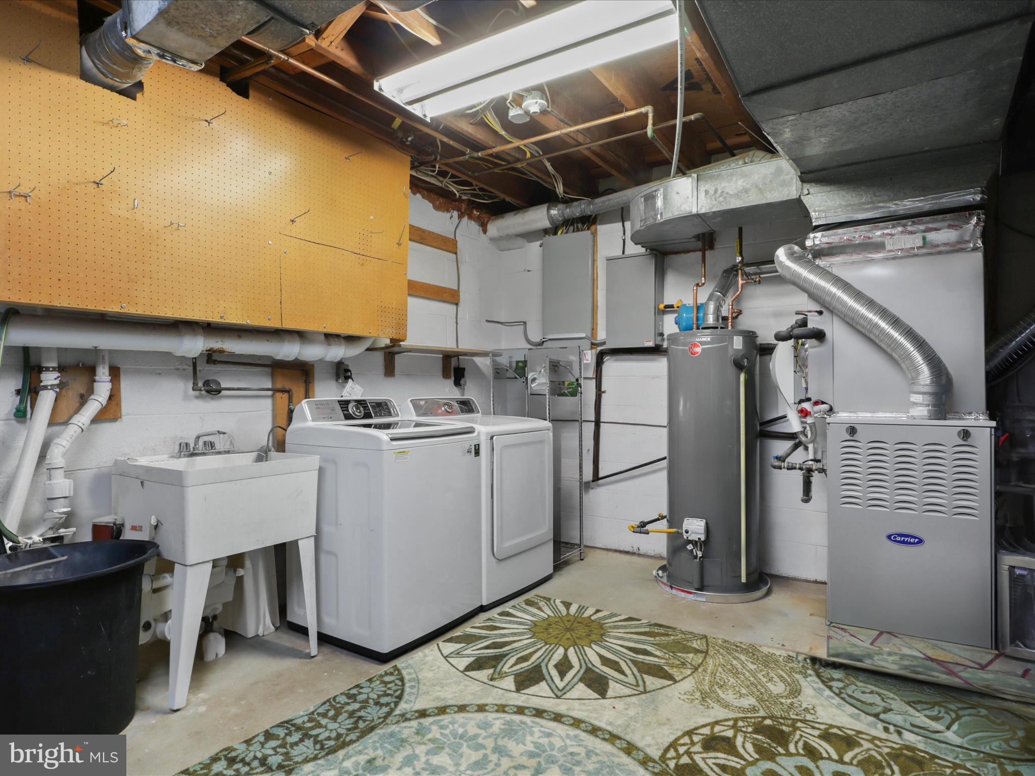 MANTUA HILLS - Residential