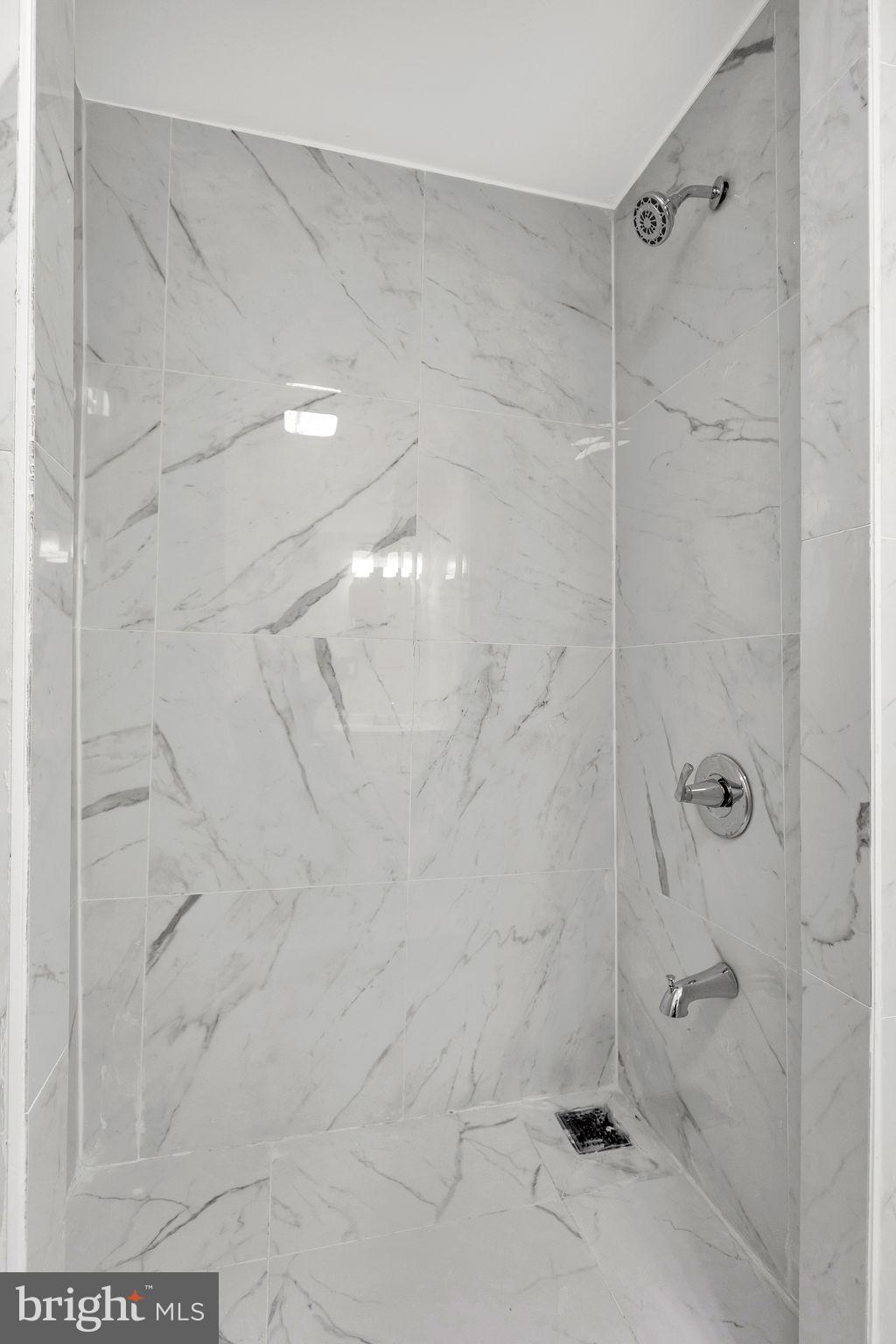 PHILADELPHIA (WEST) - Residential